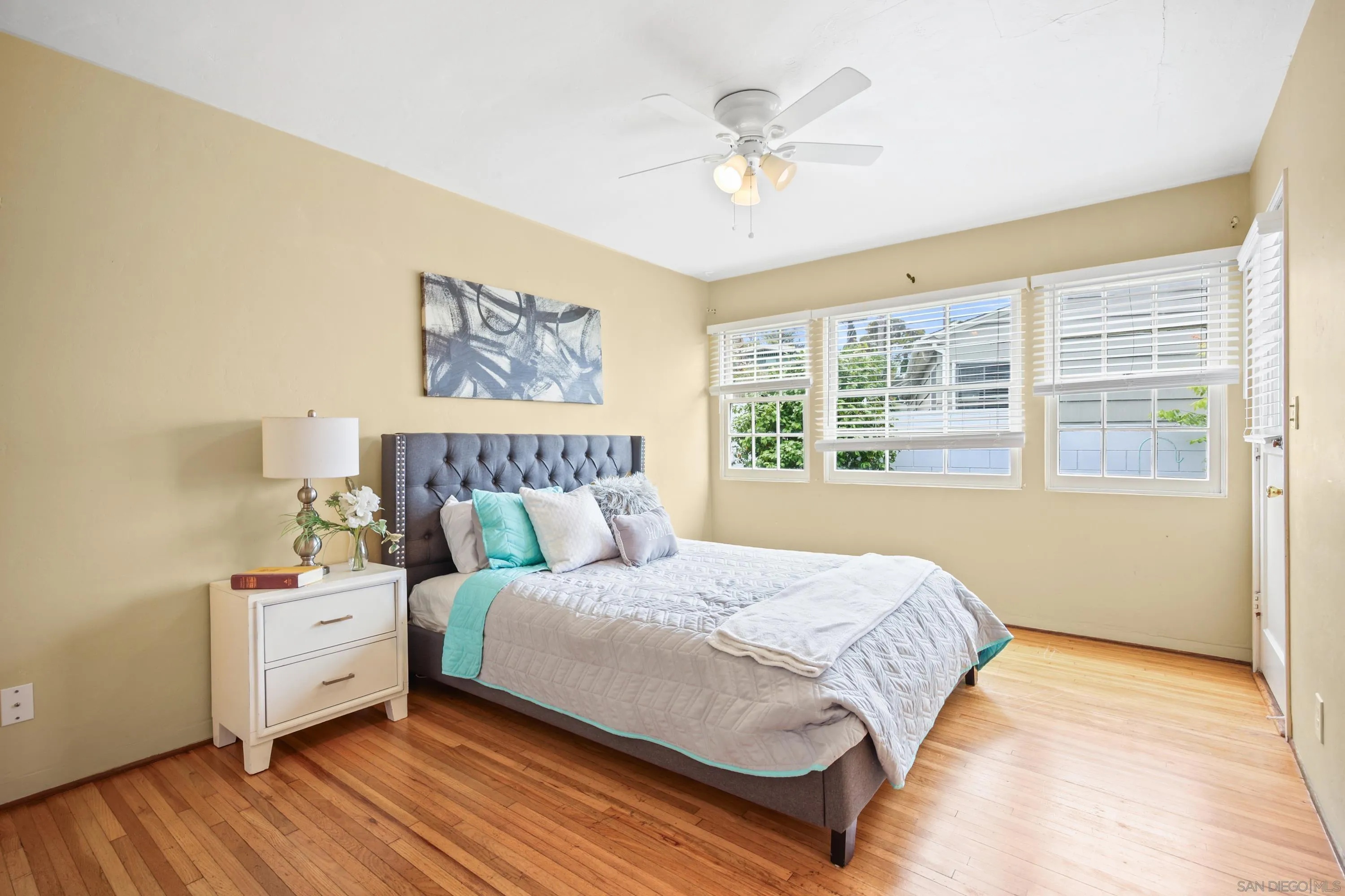 https://cdn.realtyfeed.com/cdn/127/250031656/33d6680da552c9983a683eff9c341359.webp