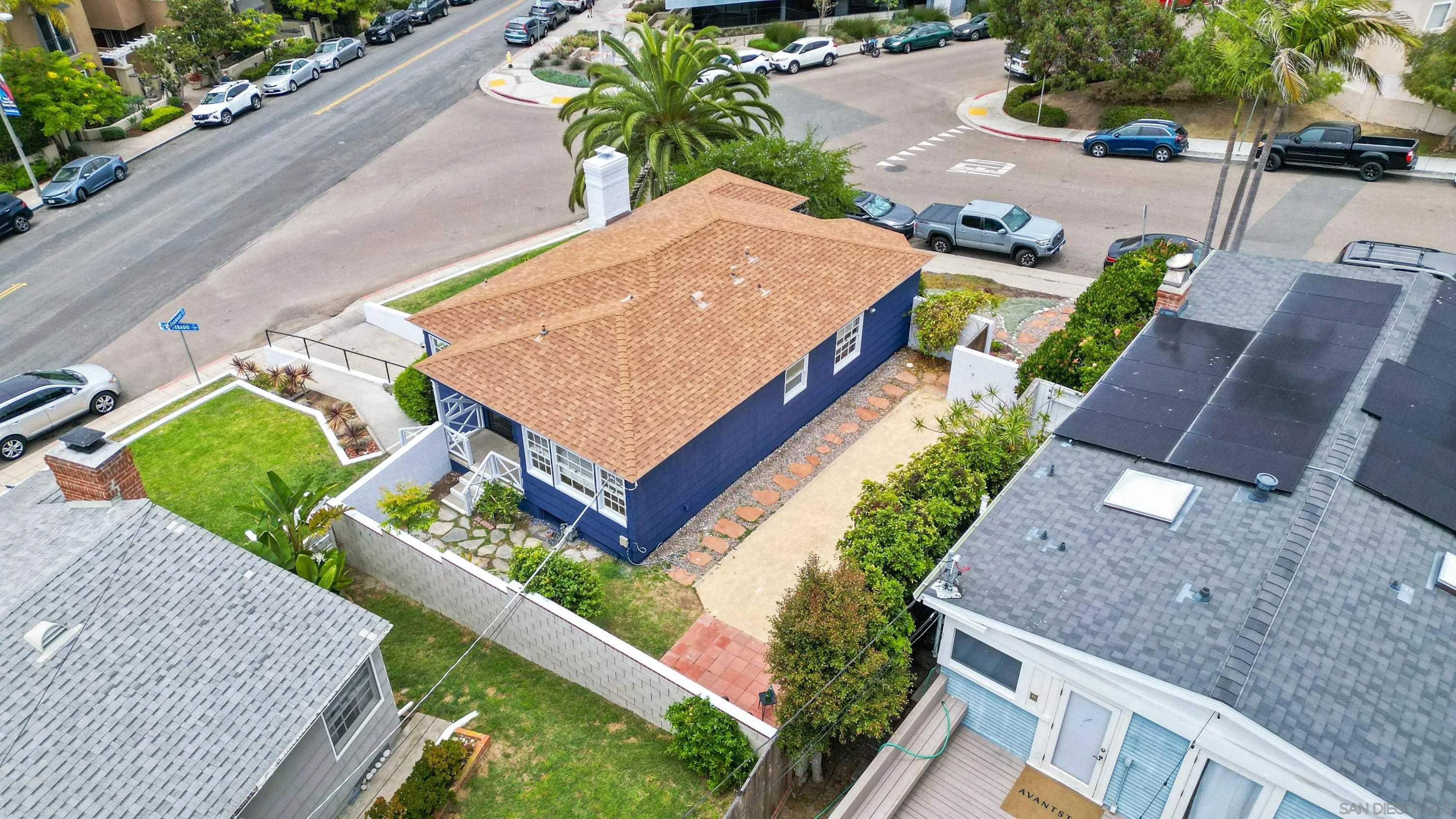 https://cdn.realtyfeed.com/cdn/127/250031656/6c5ba25e15ed46ea116dc7a7e2aea1db.webp