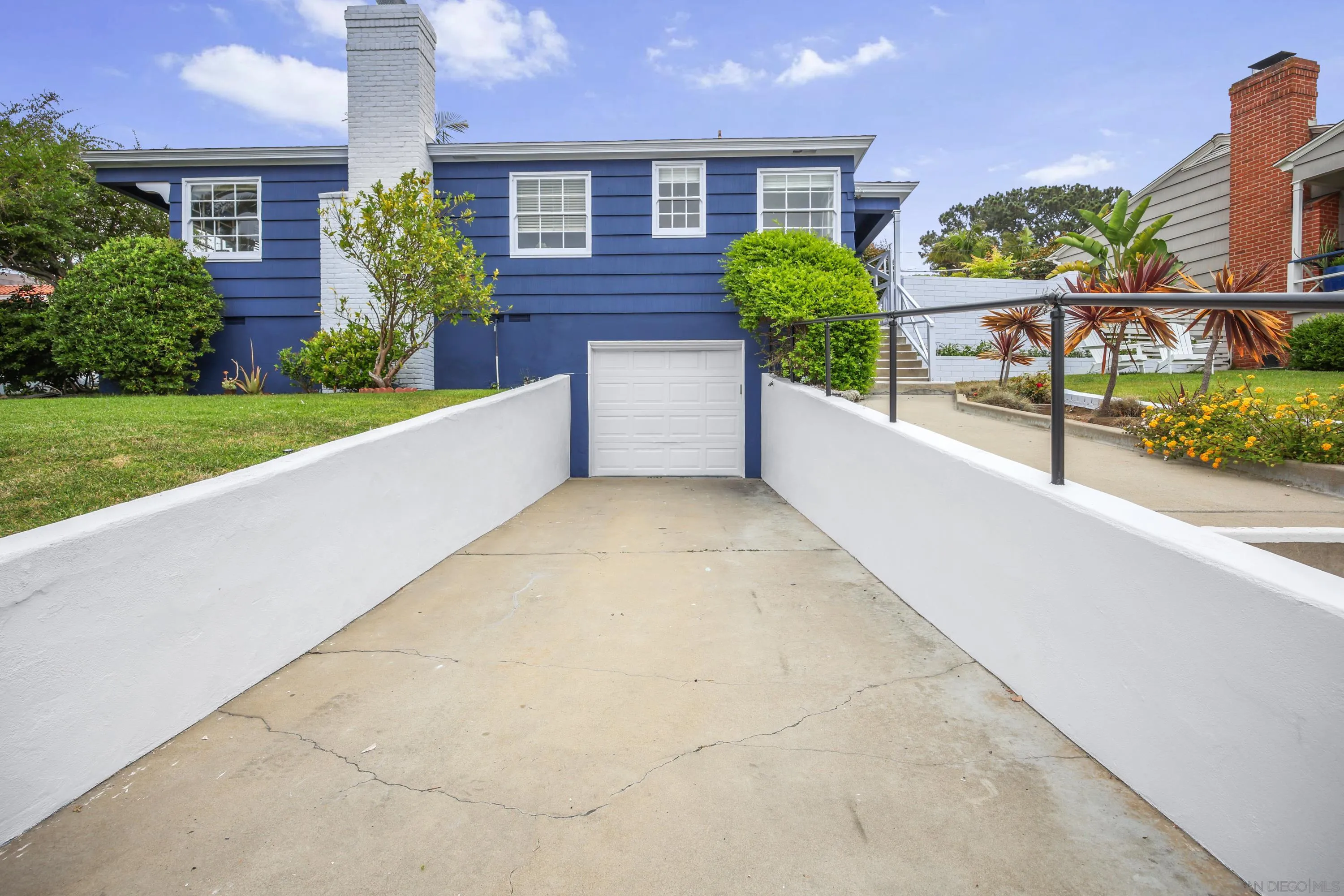 https://cdn.realtyfeed.com/cdn/127/250031656/d014da2ca51750787090b51fe3e0c8b0.webp