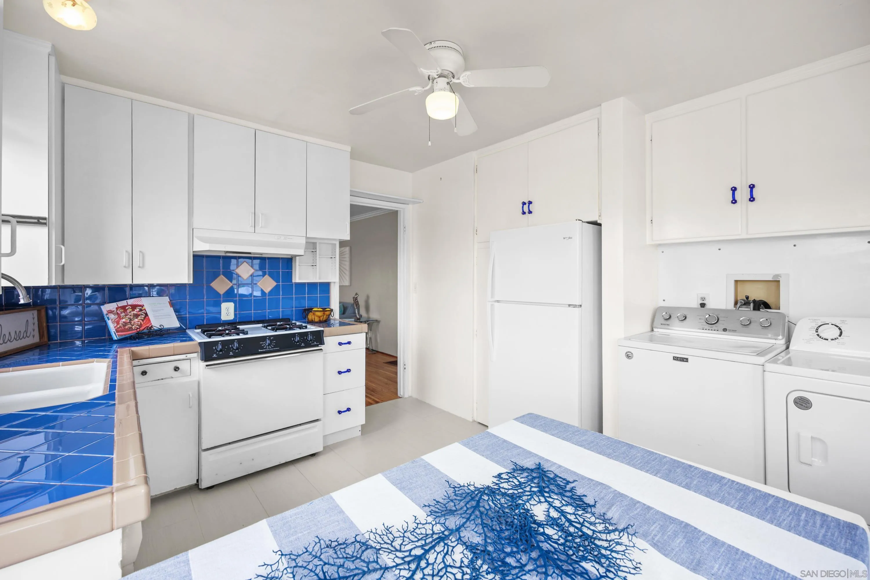 https://cdn.realtyfeed.com/cdn/127/250031656/f74641cb225c1ace010c02c200786a3f.webp