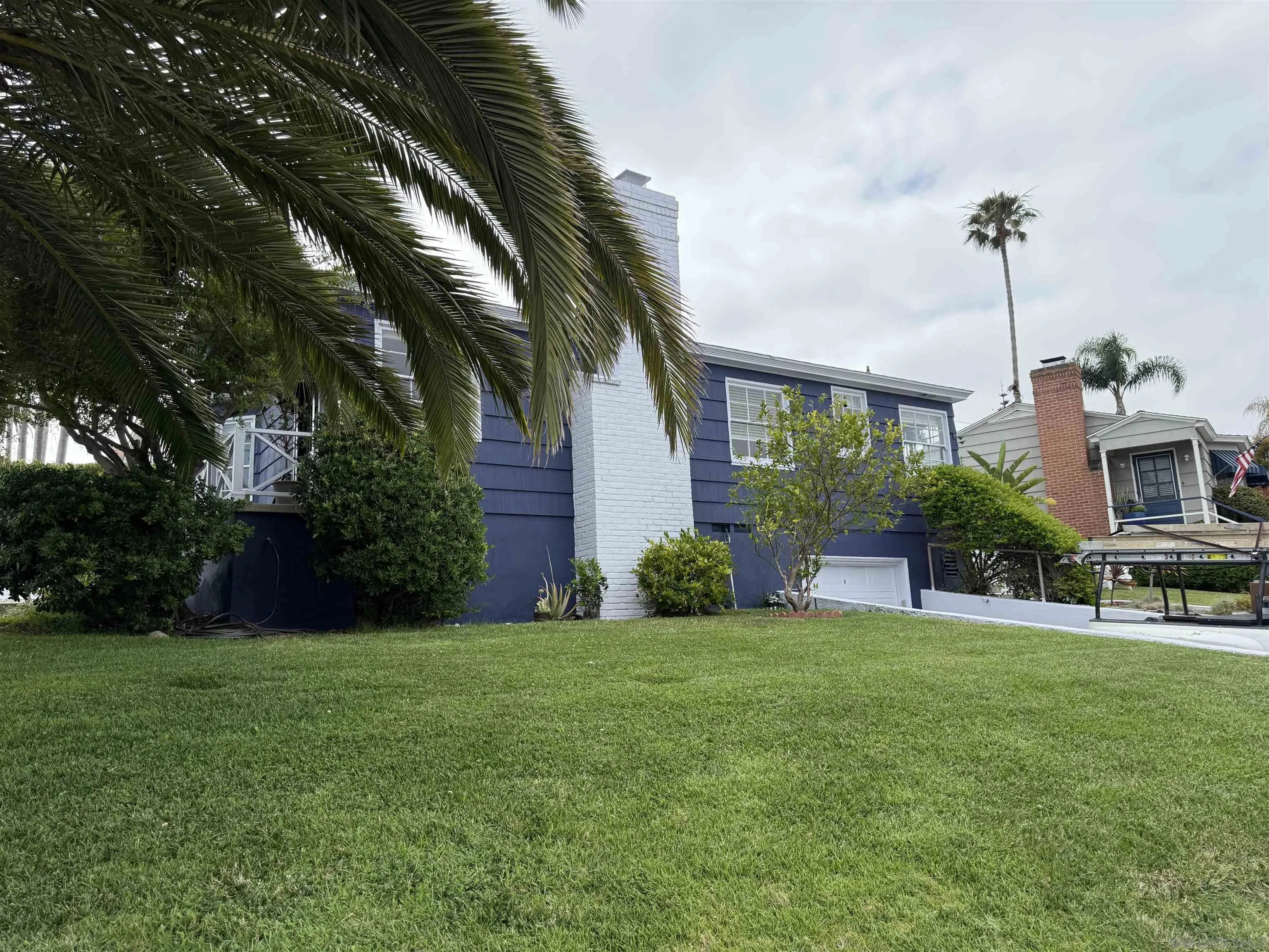 https://cdn.realtyfeed.com/cdn/127/250031656/f846cbd5ad2e517657776e8b8ce49a47.webp