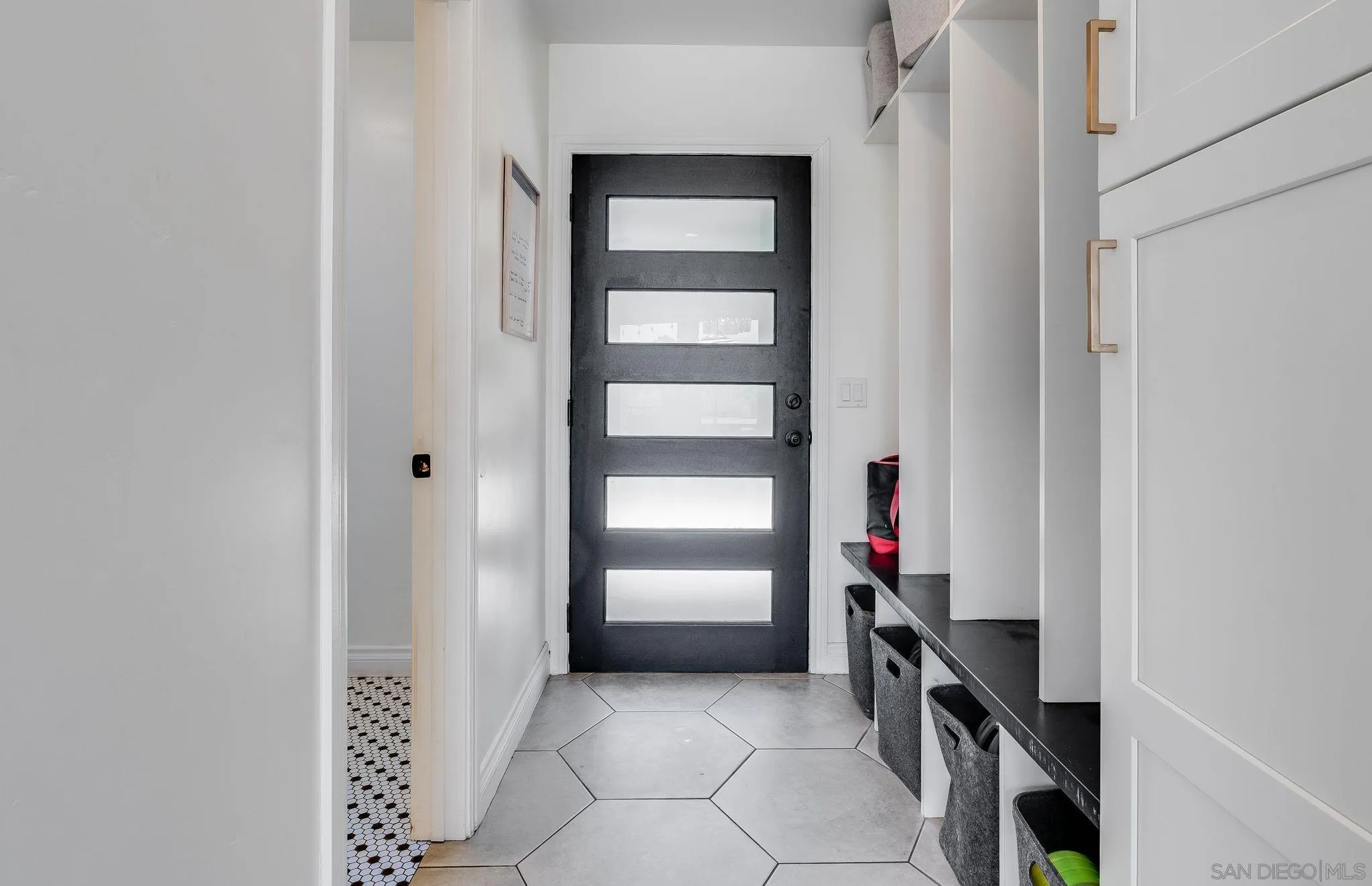 https://cdn.realtyfeed.com/cdn/127/250031689/0d87510b3825a4536ebc4eb521bee3f2.webp