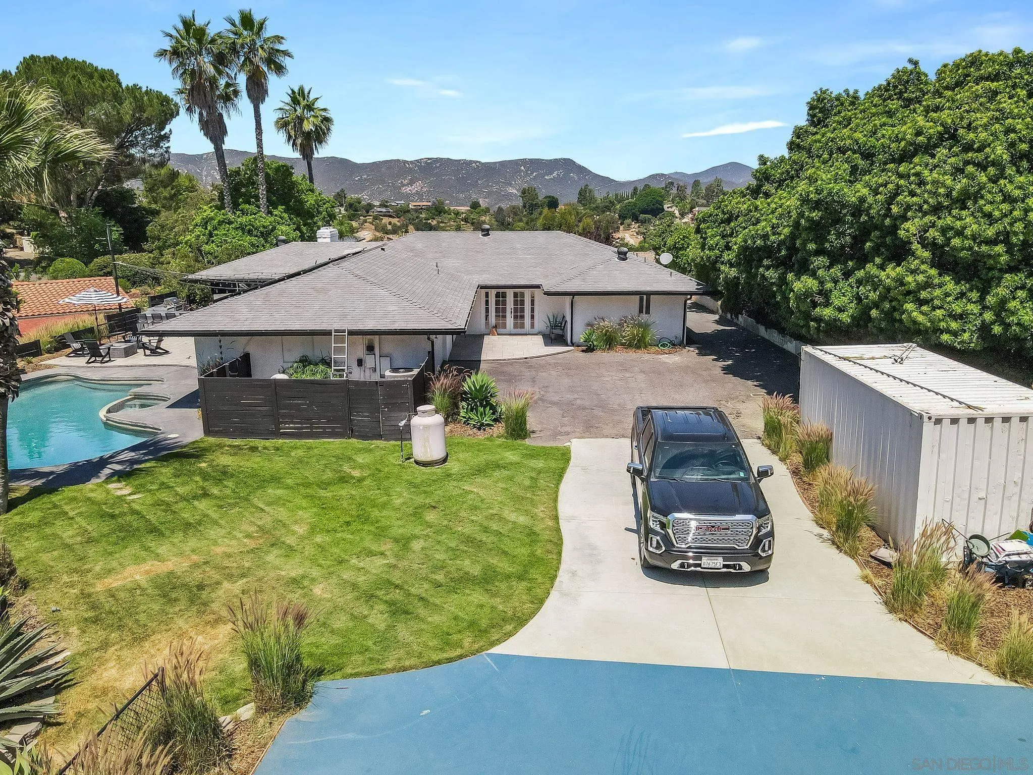 https://cdn.realtyfeed.com/cdn/127/250031689/1dc349c9b46fed3524e9fe98ac644872.webp