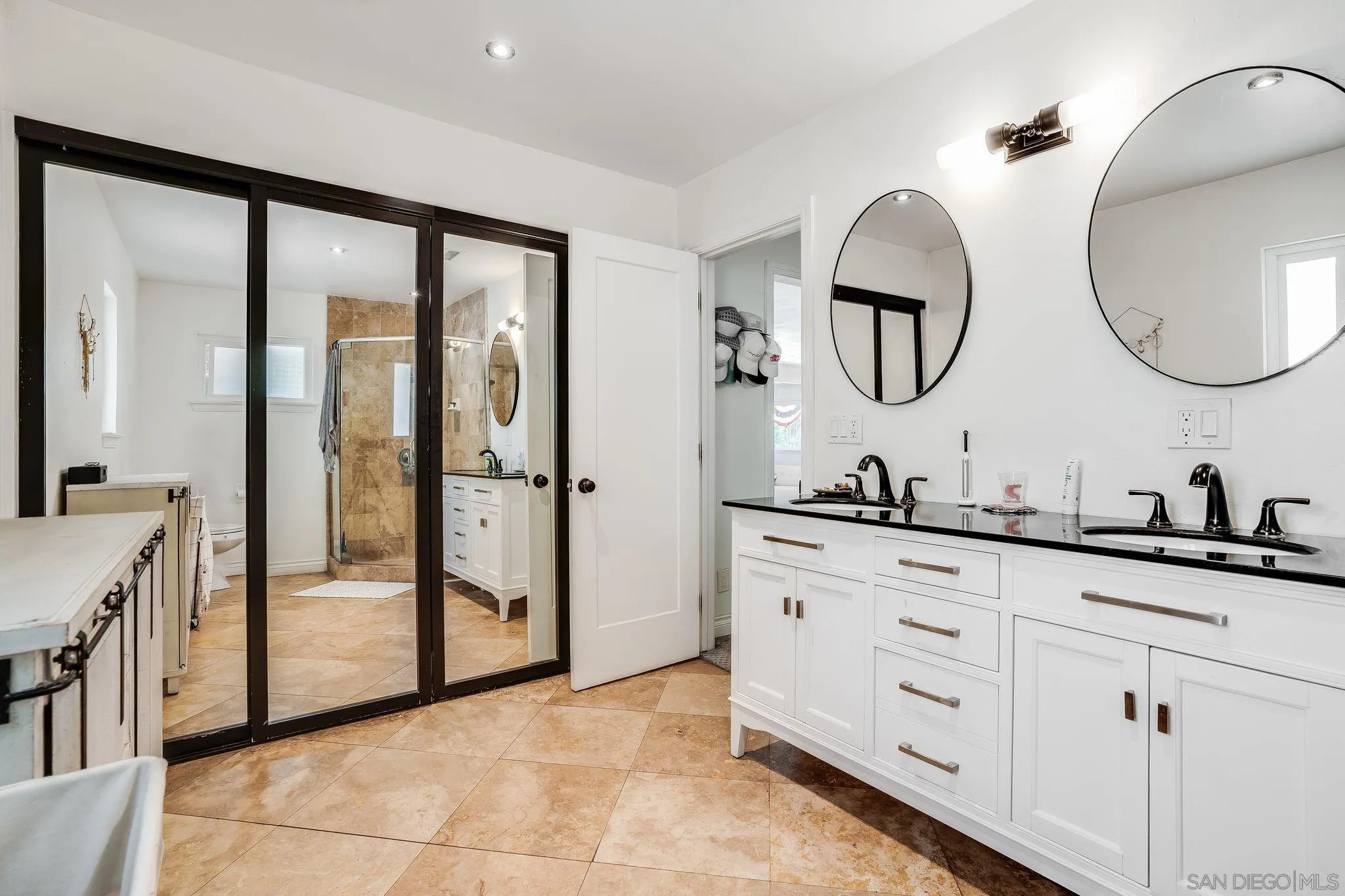 https://cdn.realtyfeed.com/cdn/127/250031689/607604b10b587b09e25b0220db4e5794.webp