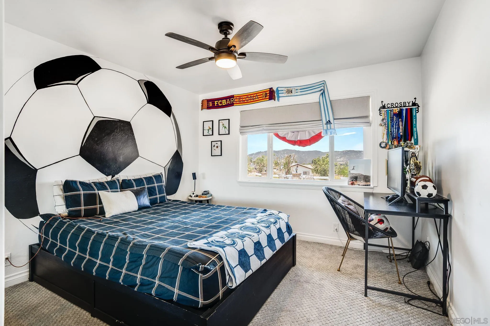 https://cdn.realtyfeed.com/cdn/127/250031689/c1b1514fa6d6b70f2dfa7f2cdfbdbac8.webp