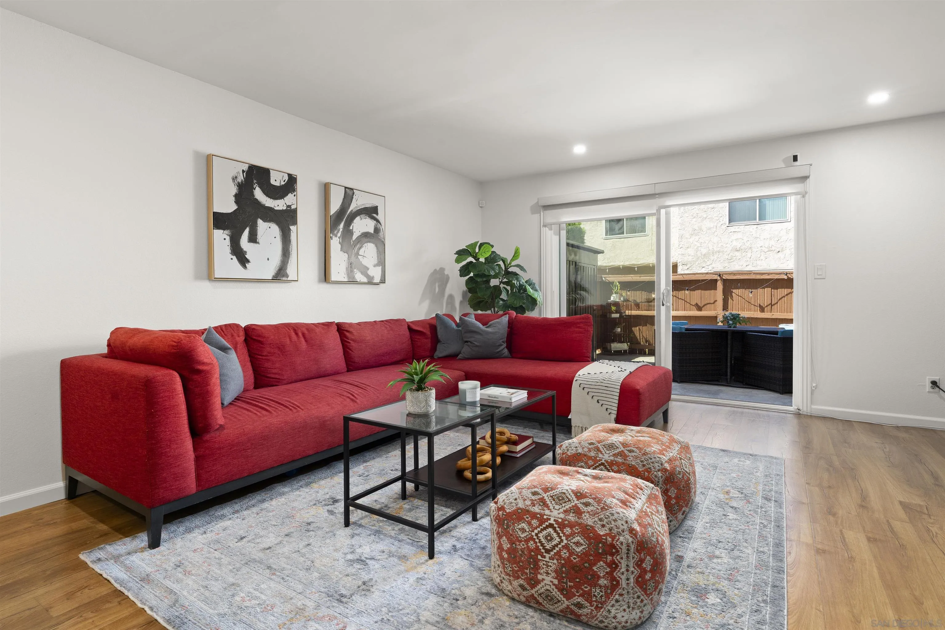 https://cdn.realtyfeed.com/cdn/127/250031694/07f1af7f97c9d1e32c2831d06c5d03c3.webp