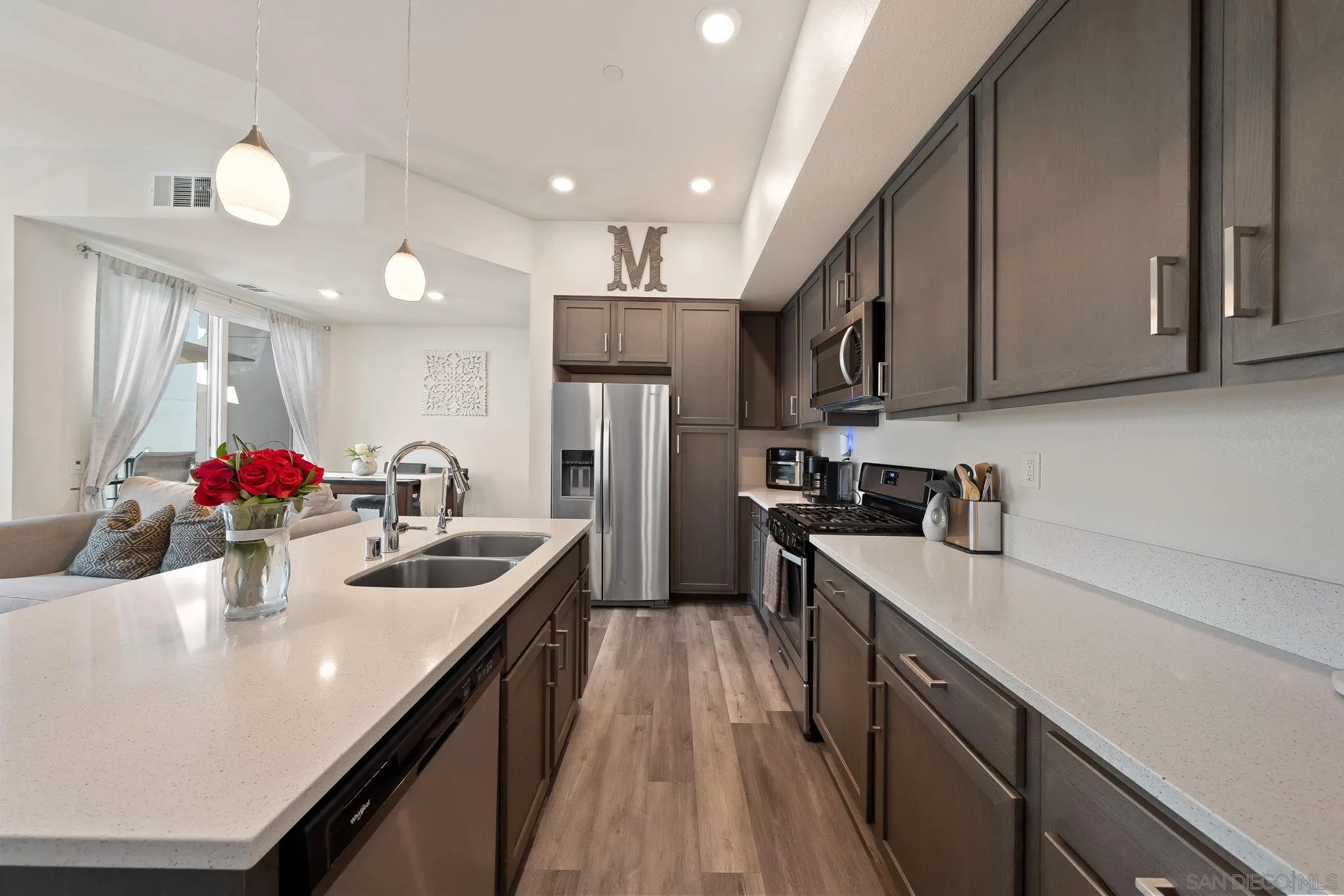 Photo #3: 250031703 Listing 