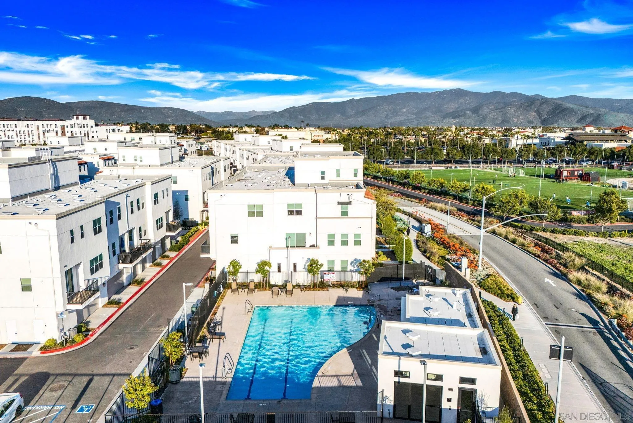 https://cdn.realtyfeed.com/cdn/127/250031703/55866c7970a8fa29c92a4ea7f8af7163.webp