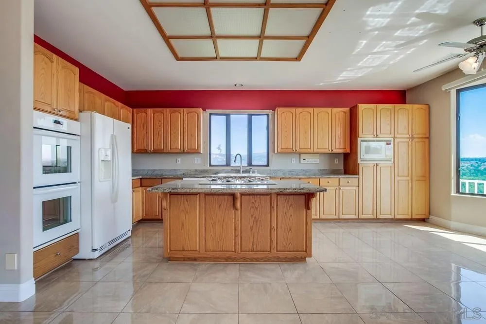 https://cdn.realtyfeed.com/cdn/127/250031715/9d5ff6cfcd112db84fe2642ada4fa22f.webp