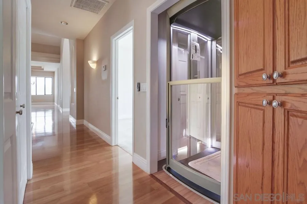 https://cdn.realtyfeed.com/cdn/127/250031715/d11e5cbf542438aef014cd895483b998.webp