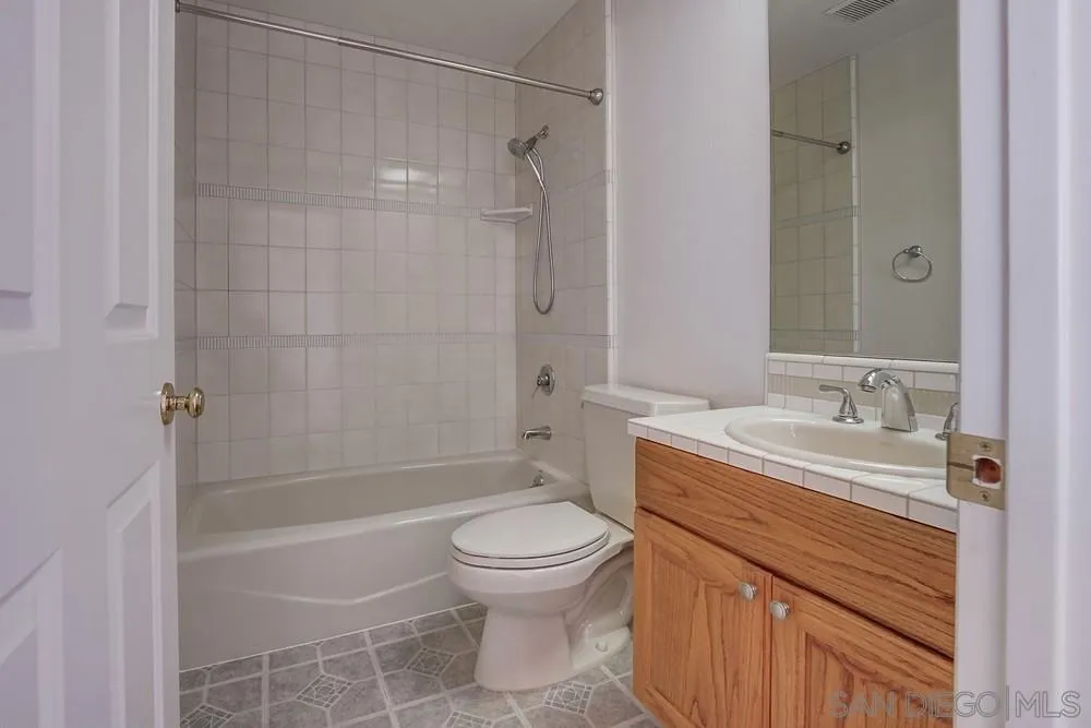 https://cdn.realtyfeed.com/cdn/127/250031715/d84475f37d00d22913256ad5dbf6aeca.webp