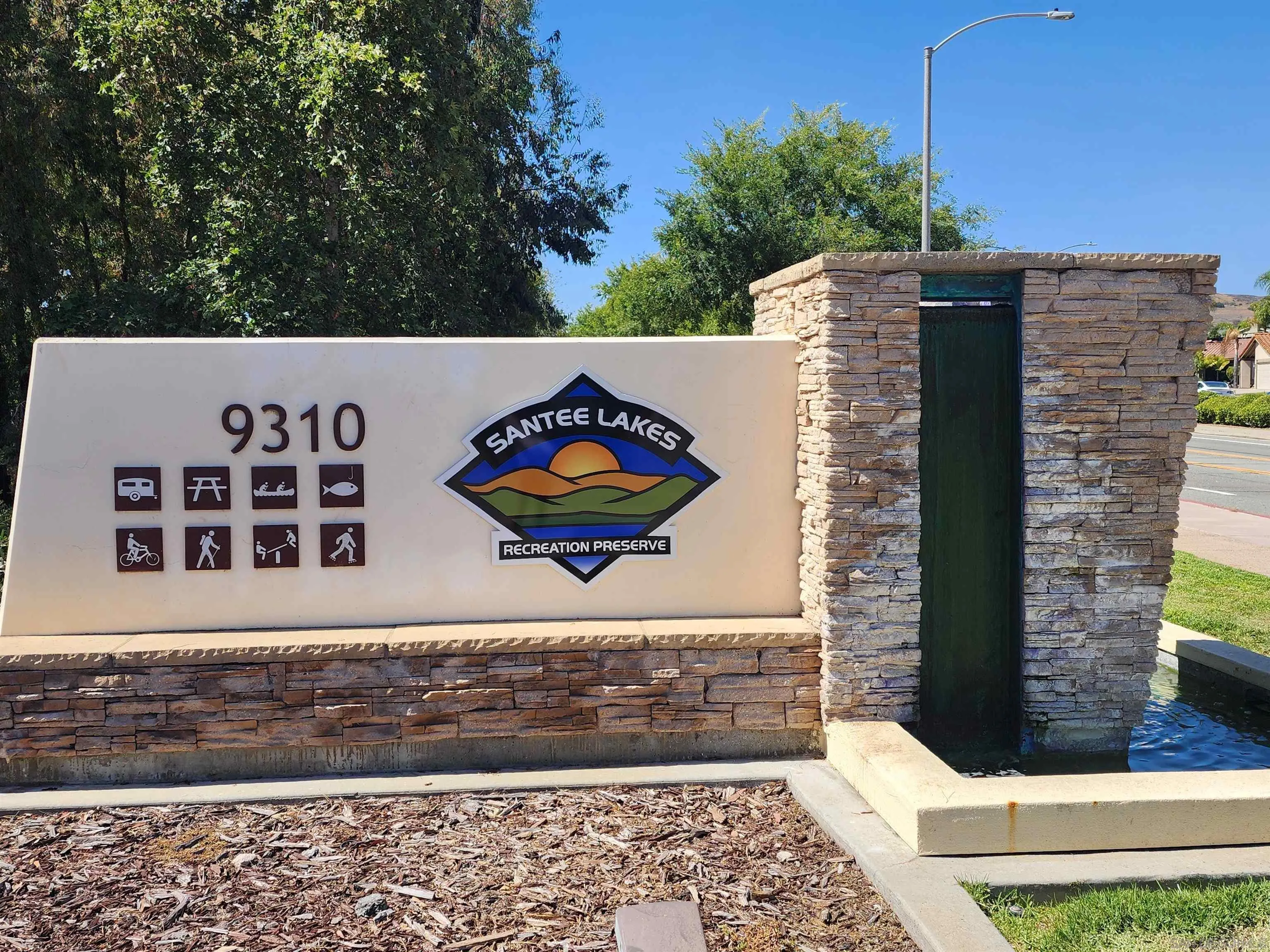 https://cdn.realtyfeed.com/cdn/127/250031727/0915cf796e55530d16b248ebc6195f41.webp