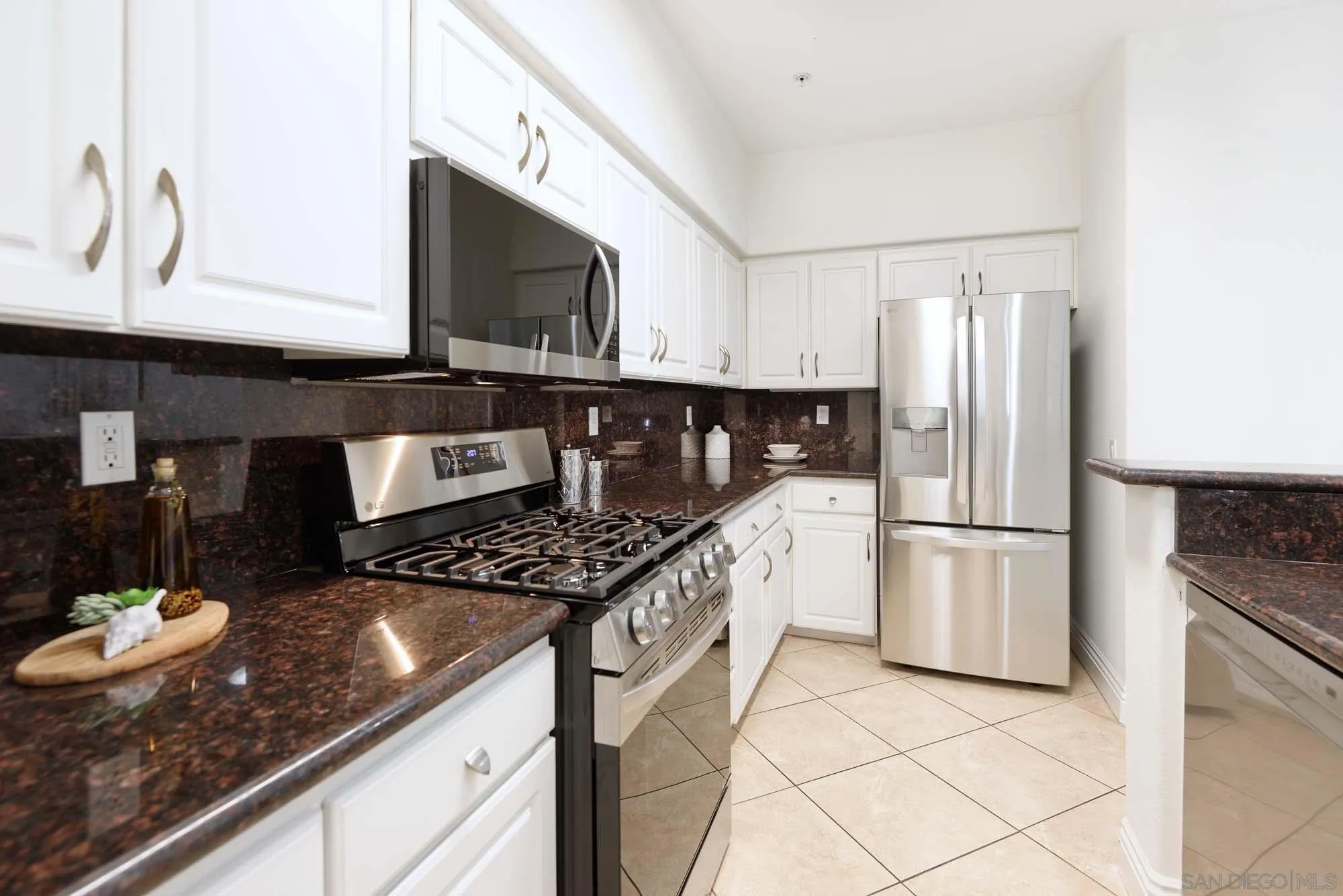 Photo #7: 250031745 Listing: Photo #7