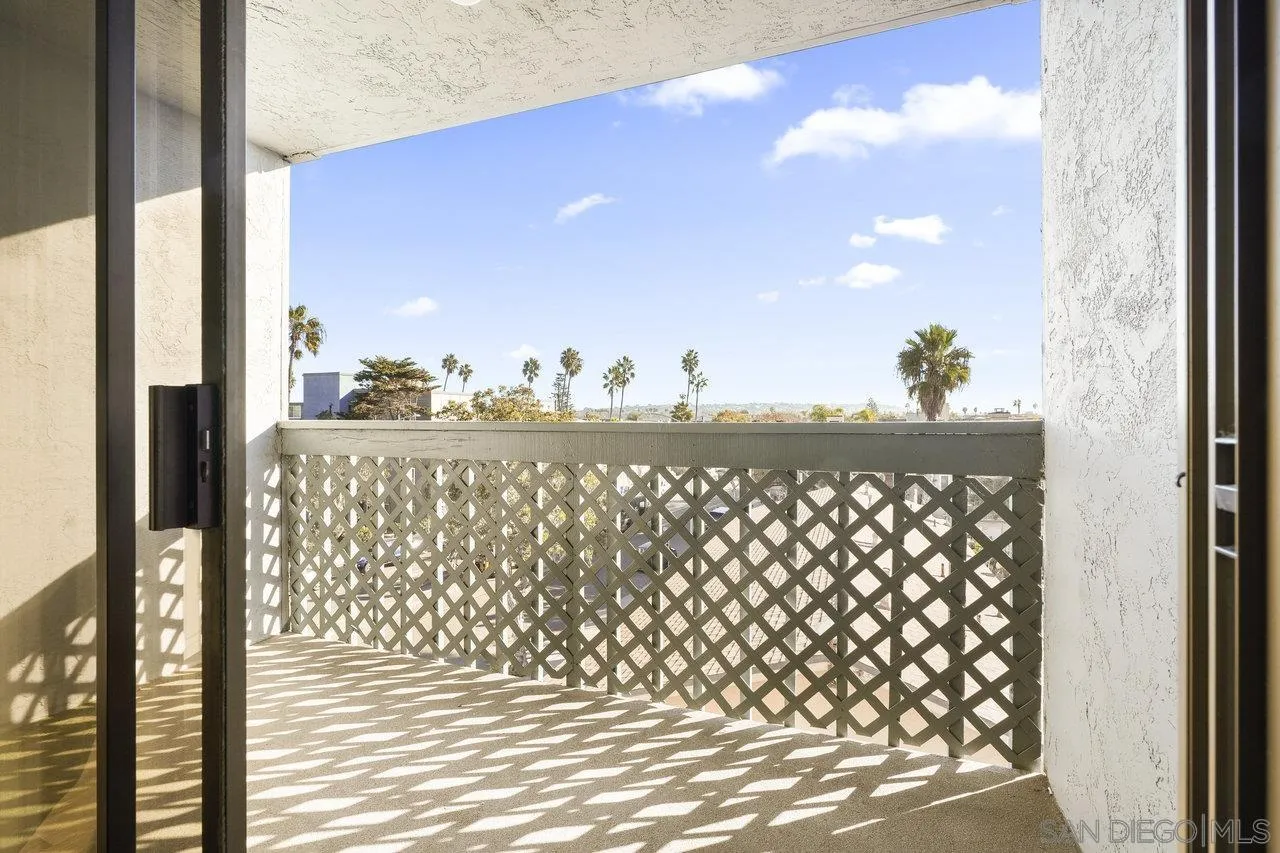 Photo #4: 250031758 Listing 