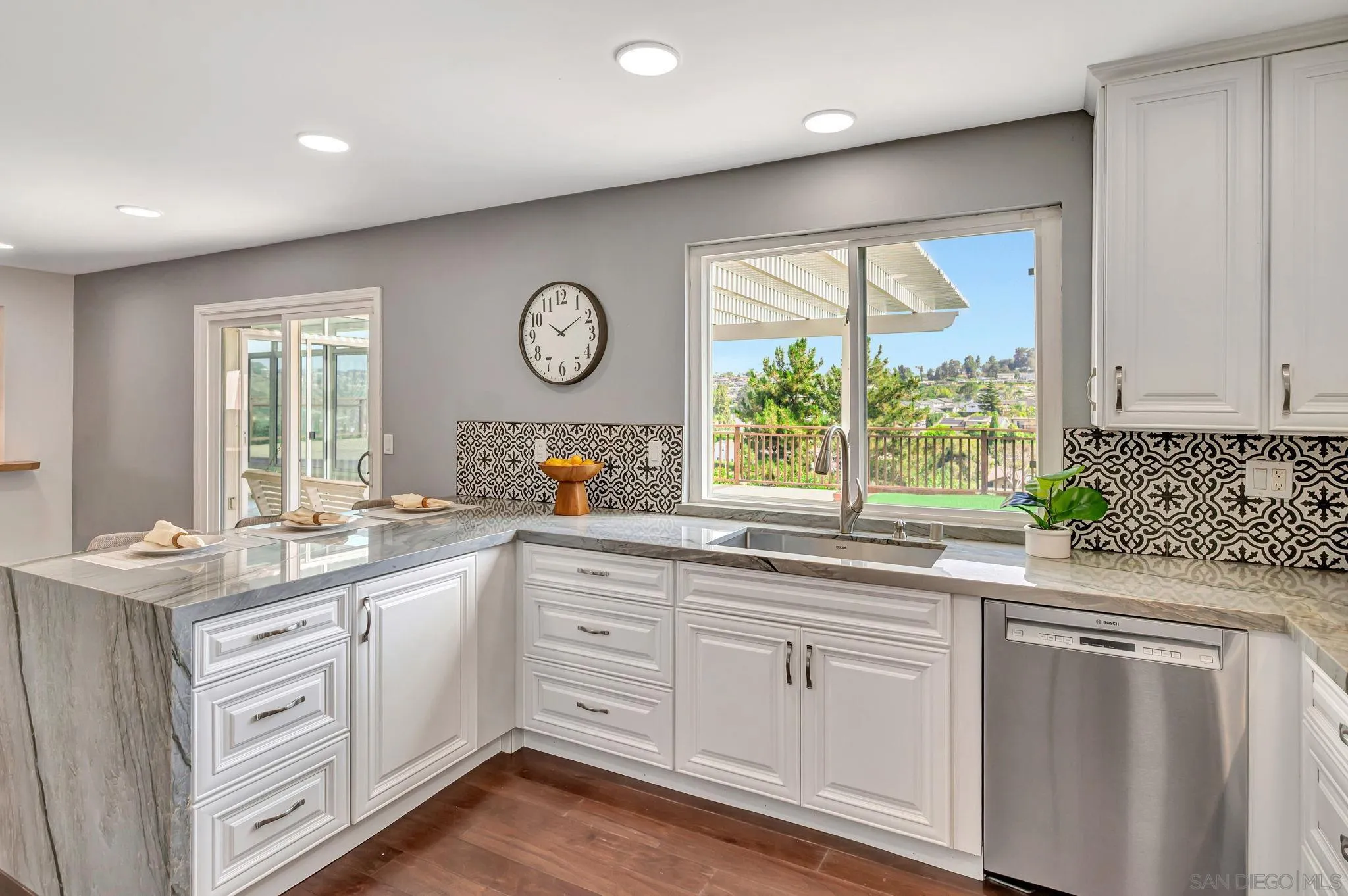 https://cdn.realtyfeed.com/cdn/127/250031778/0bb3ff6f4283cf290295bdd98787669f.webp