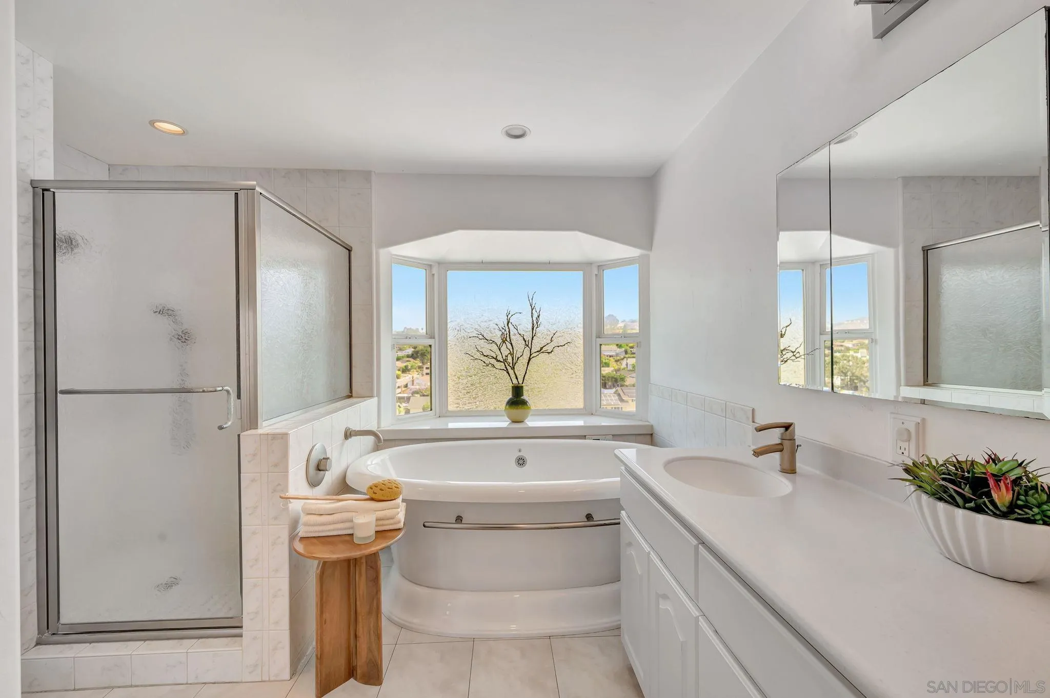 https://cdn.realtyfeed.com/cdn/127/250031778/69ab54fc5de929a0a51410525e3c91a7.webp