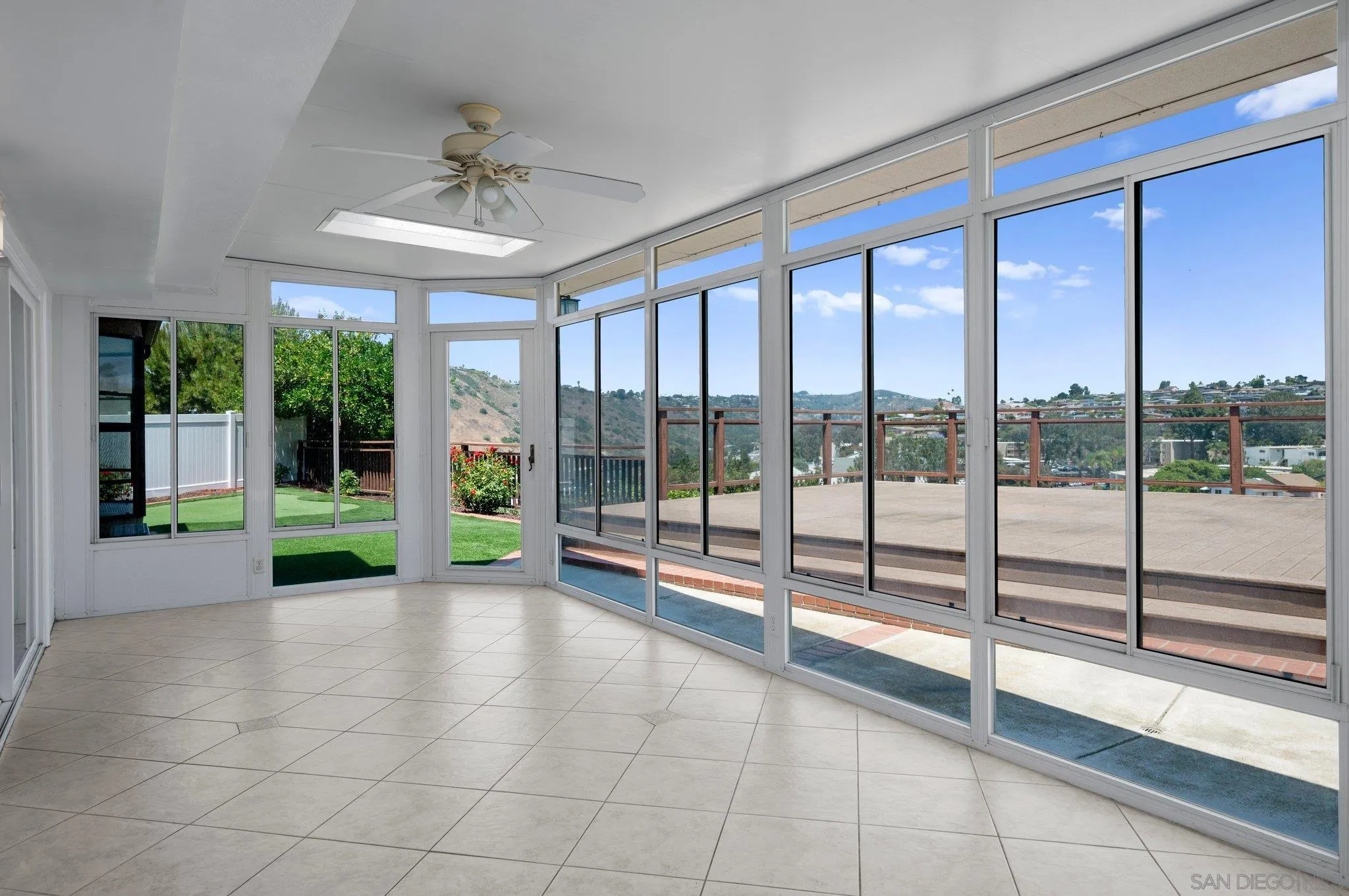 https://cdn.realtyfeed.com/cdn/127/250031778/7ec940e6db21aade33994c58a7390ed2.webp