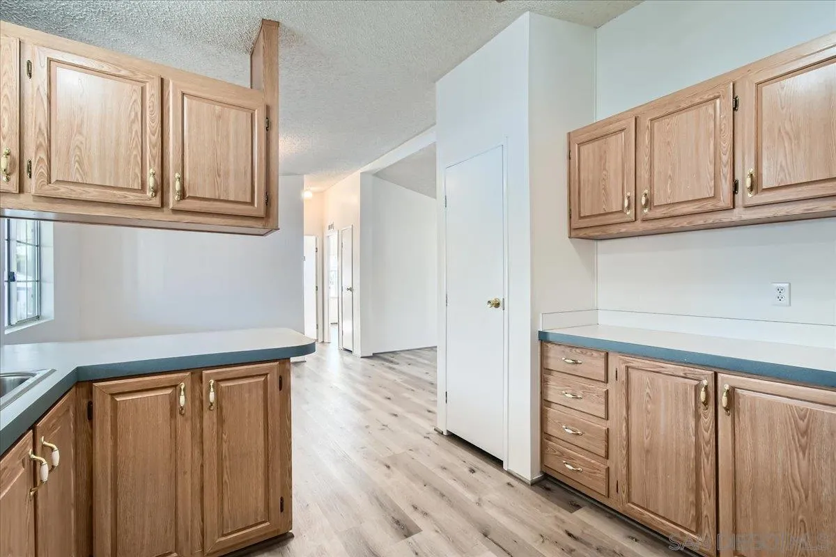 https://cdn.realtyfeed.com/cdn/127/250031781/53b032c9bd05e43f2cd1925f7beee41a.webp