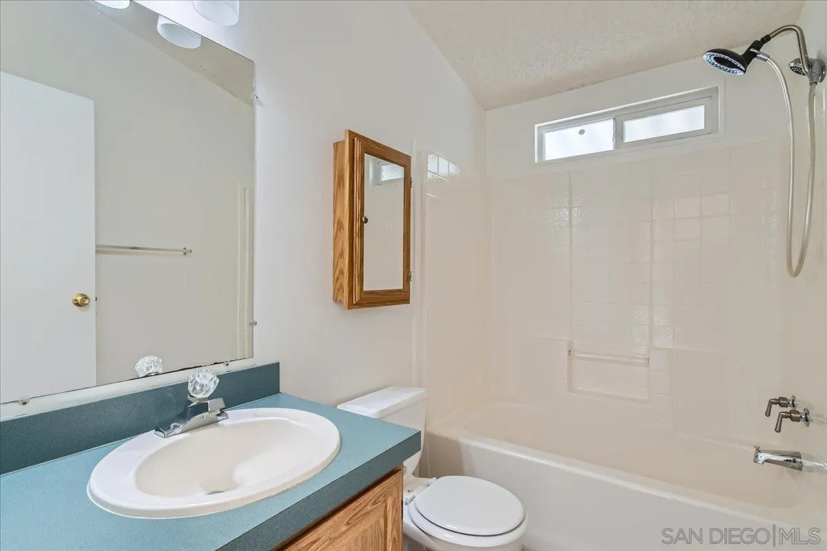 https://cdn.realtyfeed.com/cdn/127/250031781/8ad73de017aa55fd57bc1c99a10c2c76.webp