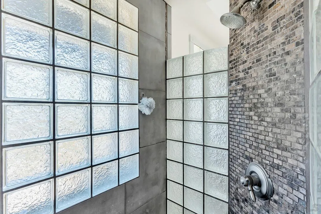 https://cdn.realtyfeed.com/cdn/127/250031804/019b6acd4a8f5ae27e530bce0617b80b.webp