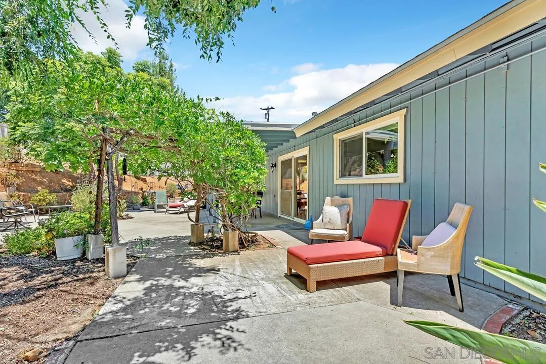 https://cdn.realtyfeed.com/cdn/127/250031804/70d56640e9a6470f60eb540a09a5b652.webp