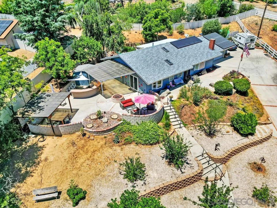 https://cdn.realtyfeed.com/cdn/127/250031804/9787df13e8ef74ec1ee8d52e01ac4b01.webp
