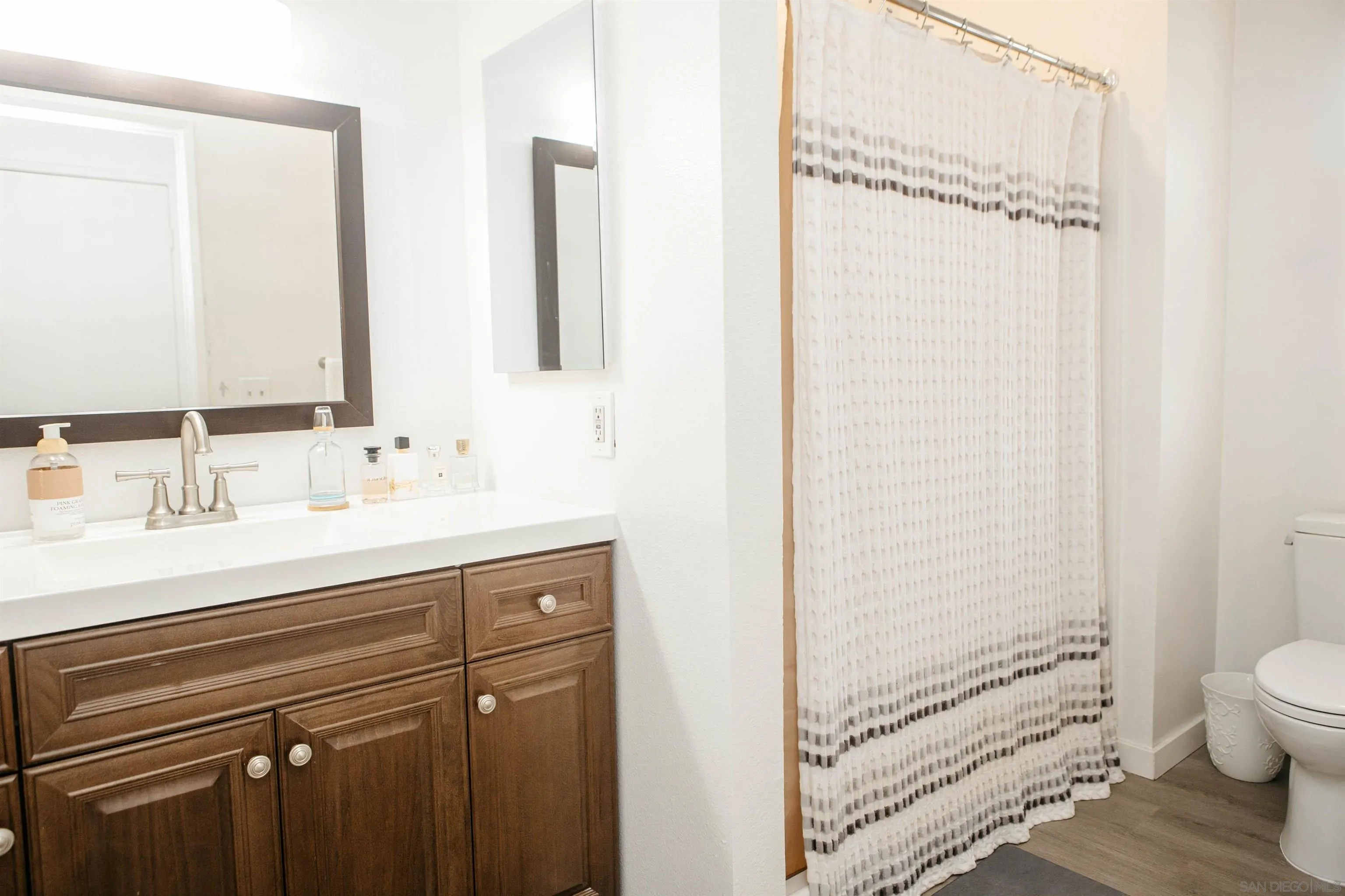 Photo #7: 250031809 Listing: Photo #7
