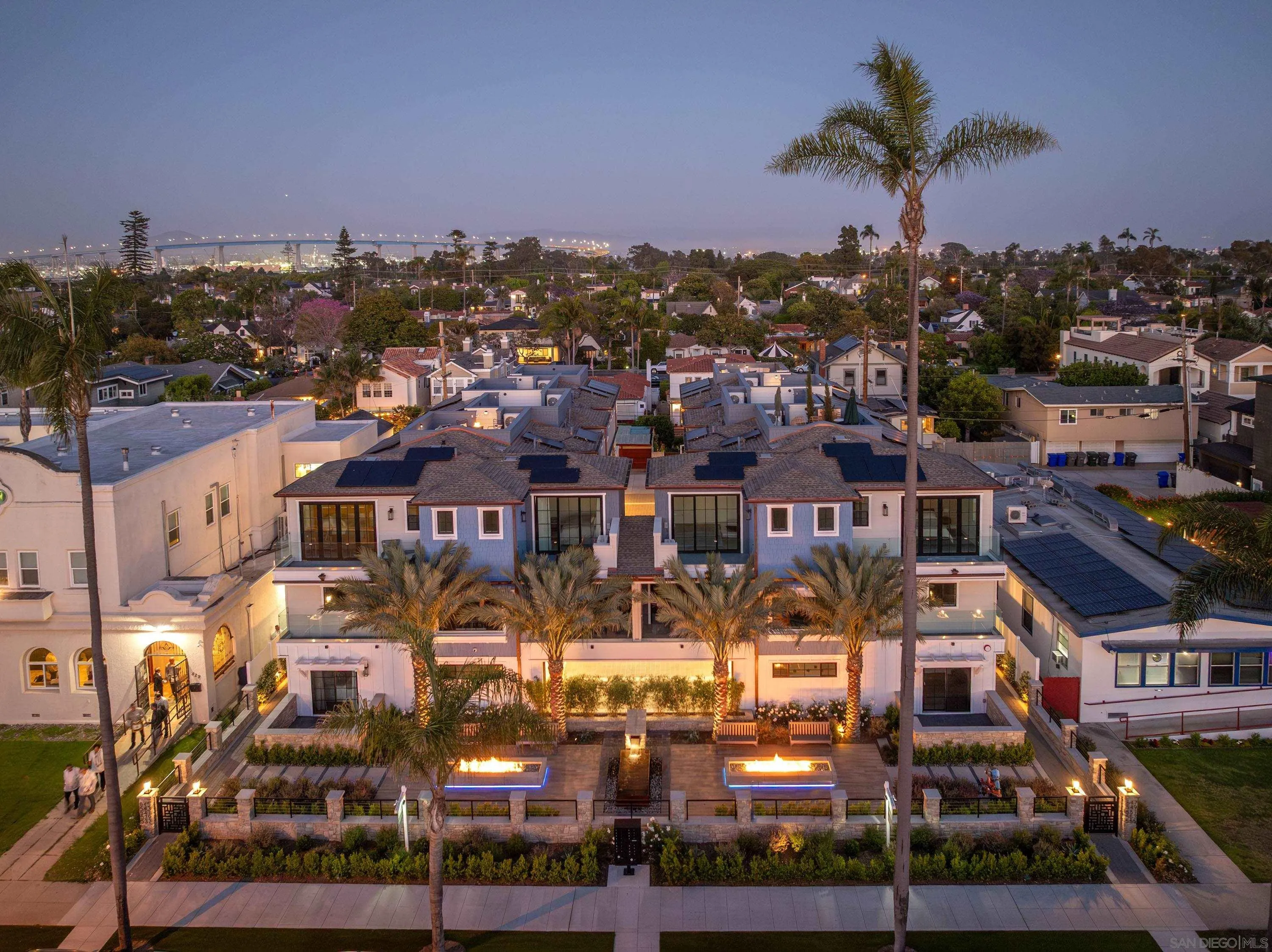 https://cdn.realtyfeed.com/cdn/127/250031815/64ba9d5f0e0381c5d88bb5ad81d86ca4.webp