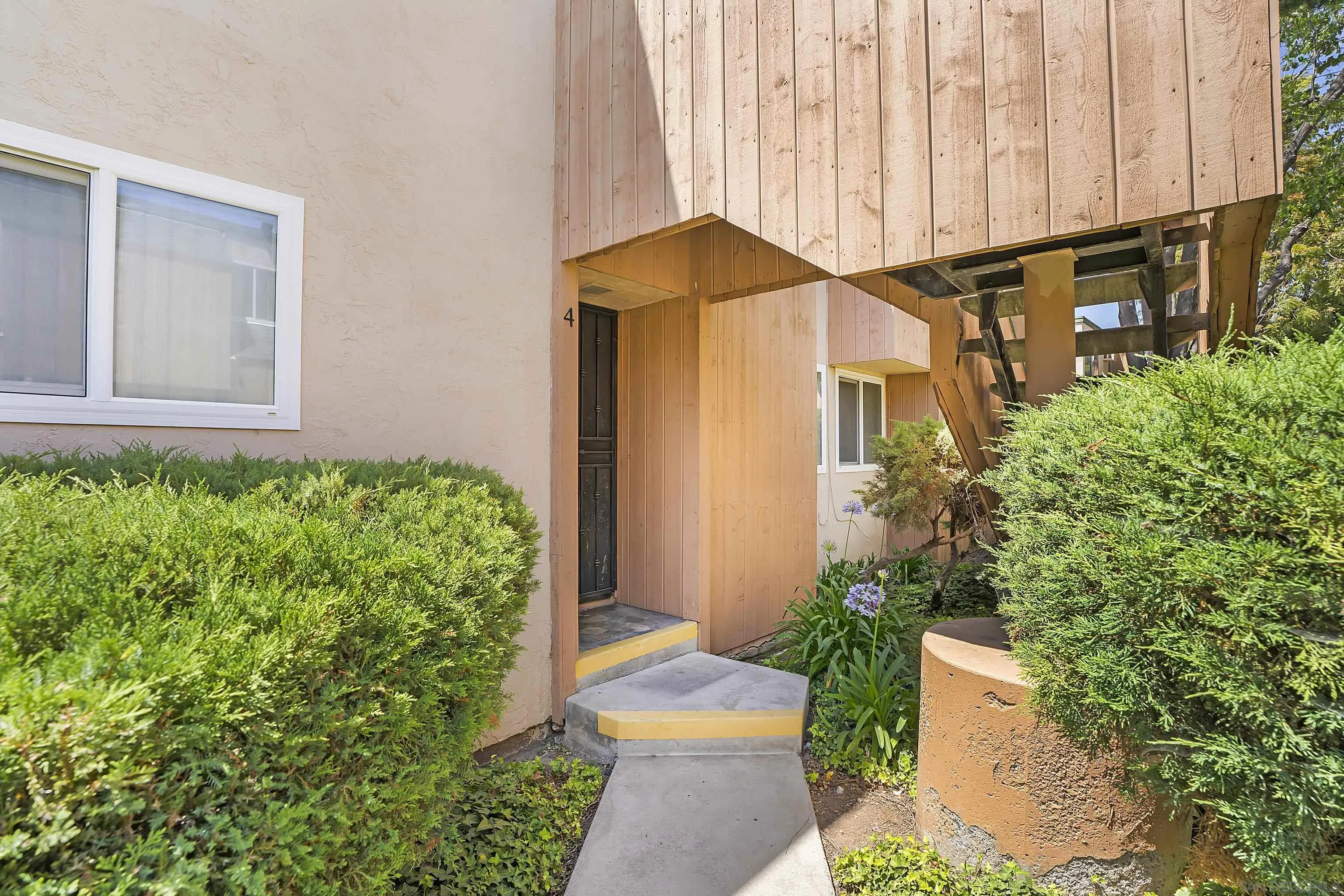 Photo #3: 250031847 Listing 