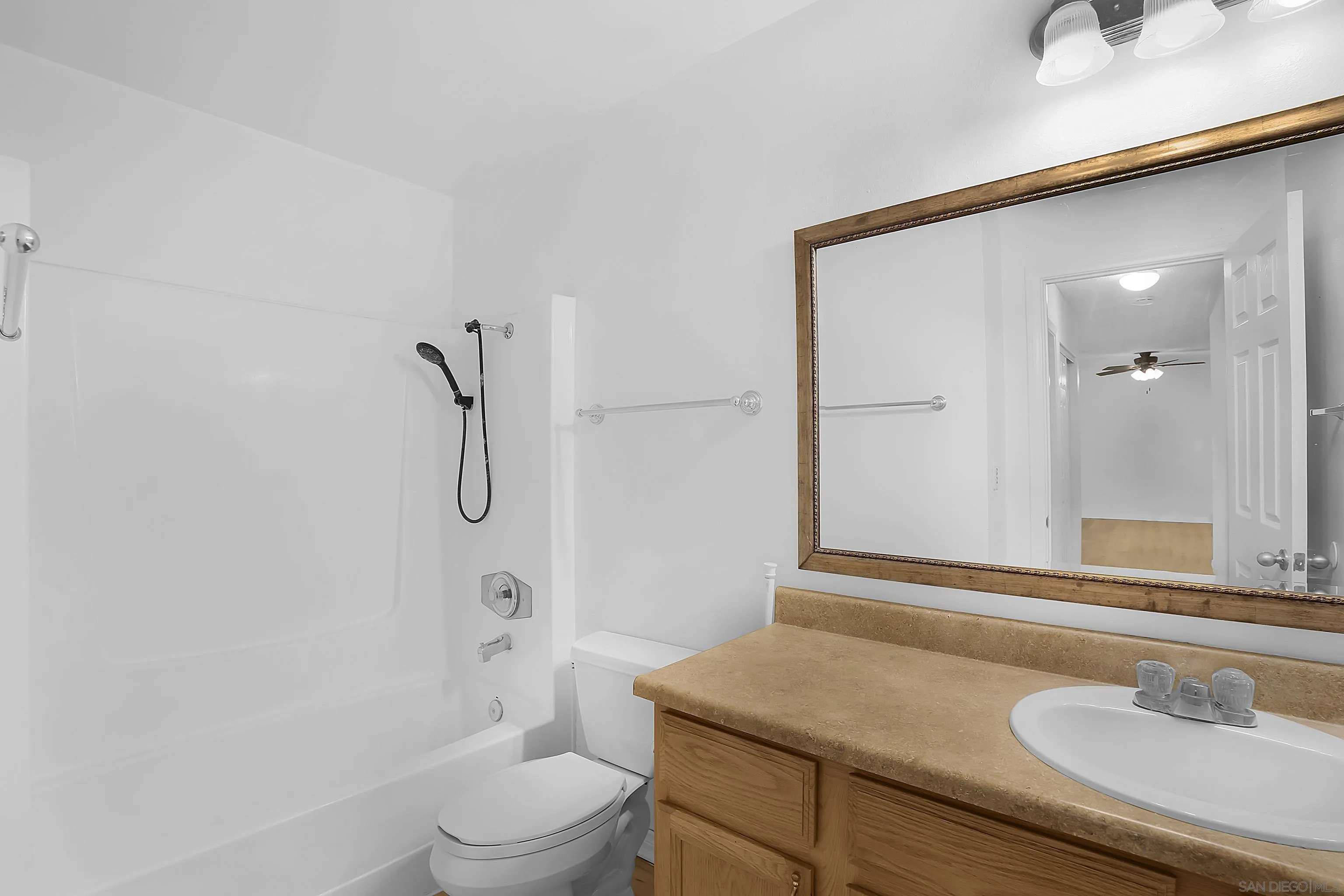 Photo #19: 250031847 Listing: Photo #19