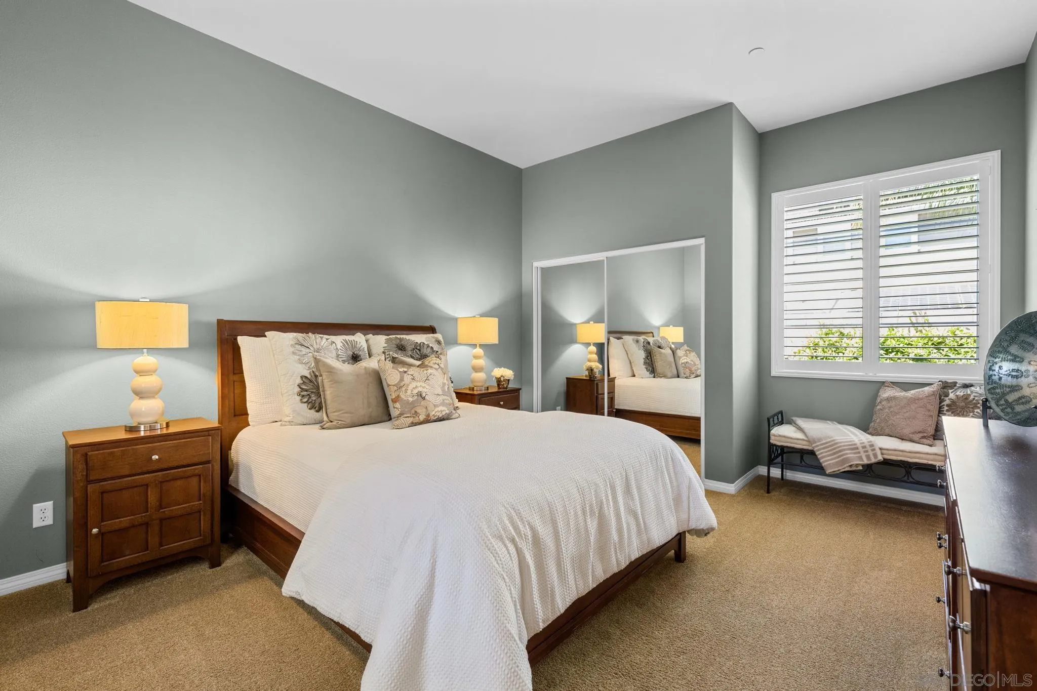 https://cdn.realtyfeed.com/cdn/127/250031872/10c1cd7ec6046e0f15ae5053816d26d0.webp