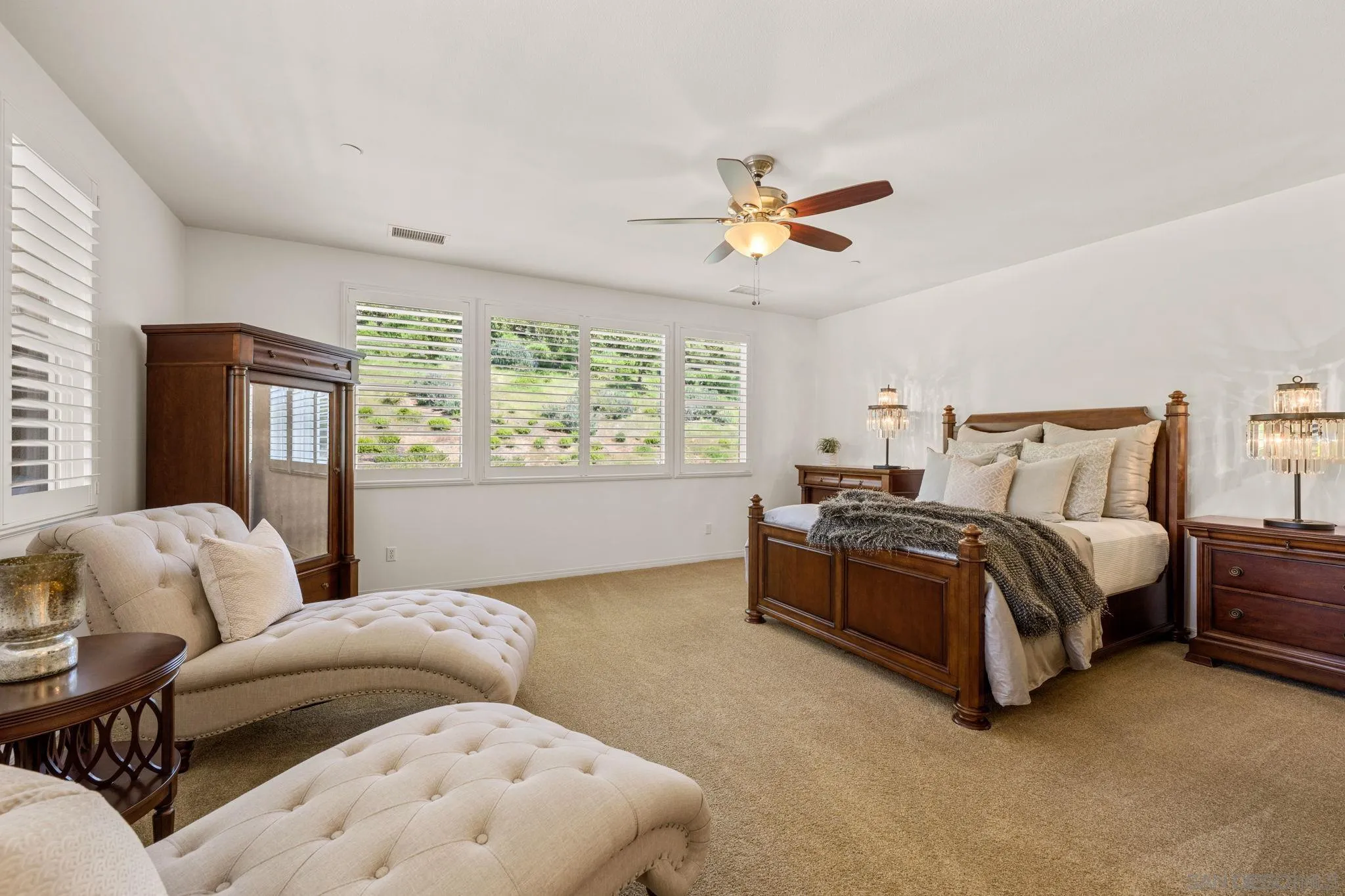 https://cdn.realtyfeed.com/cdn/127/250031872/12202a105783e937091e07bed8e35105.webp