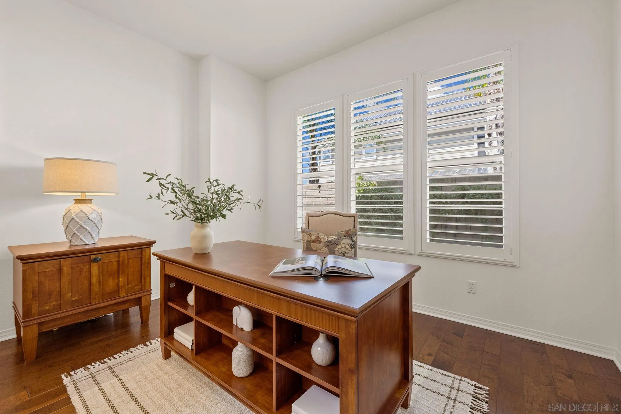 https://cdn.realtyfeed.com/cdn/127/250031872/283623e509babf273f74311a03198ca3.webp