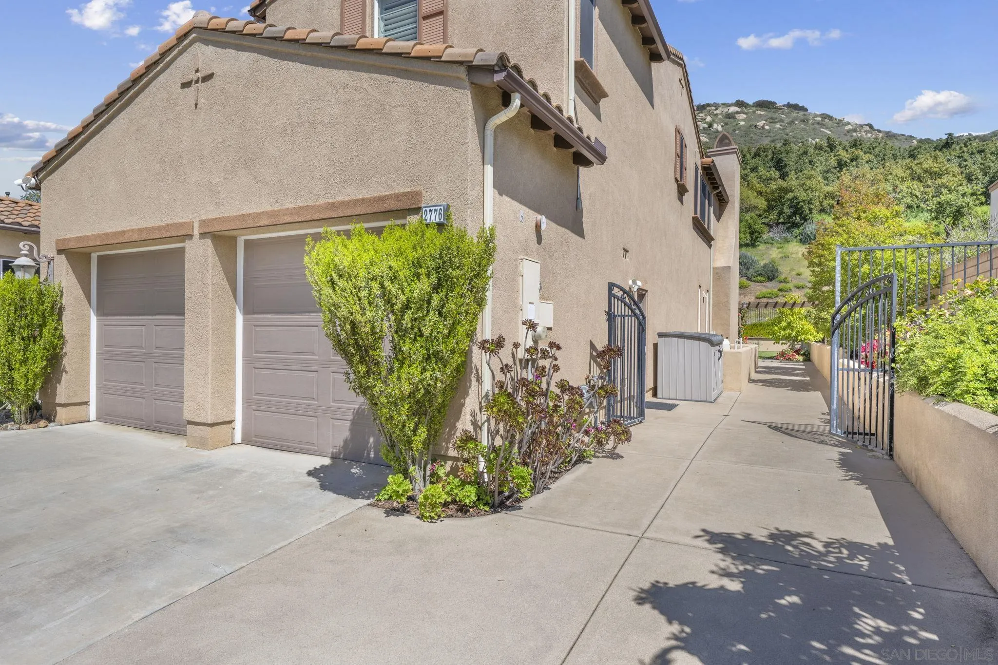https://cdn.realtyfeed.com/cdn/127/250031872/cc8ff7270dba4b1c35b336e24d957693.webp