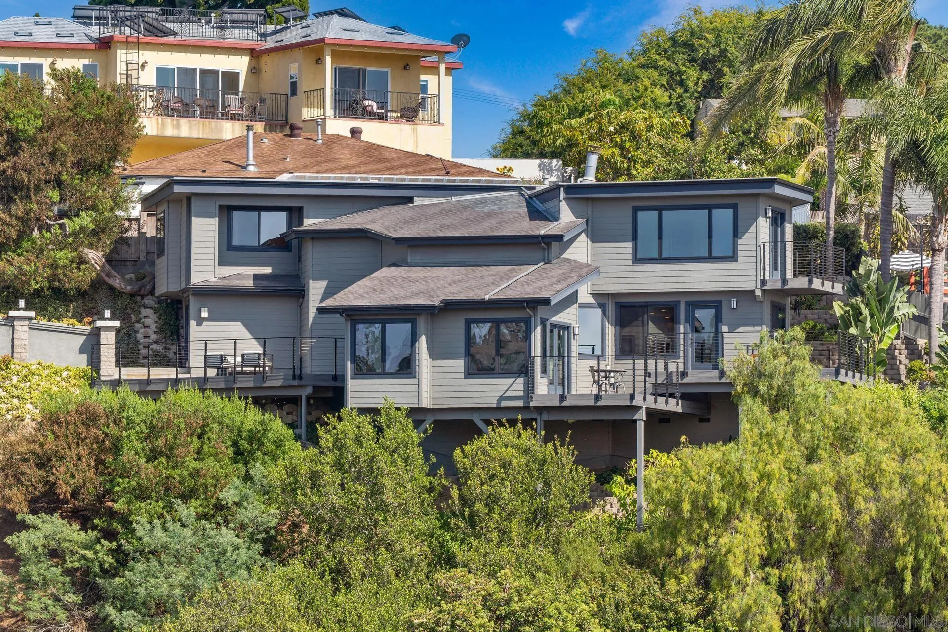 https://cdn.realtyfeed.com/cdn/127/250031878/93ac5fbcd6fc62abbdeb9e49f630e79e.webp