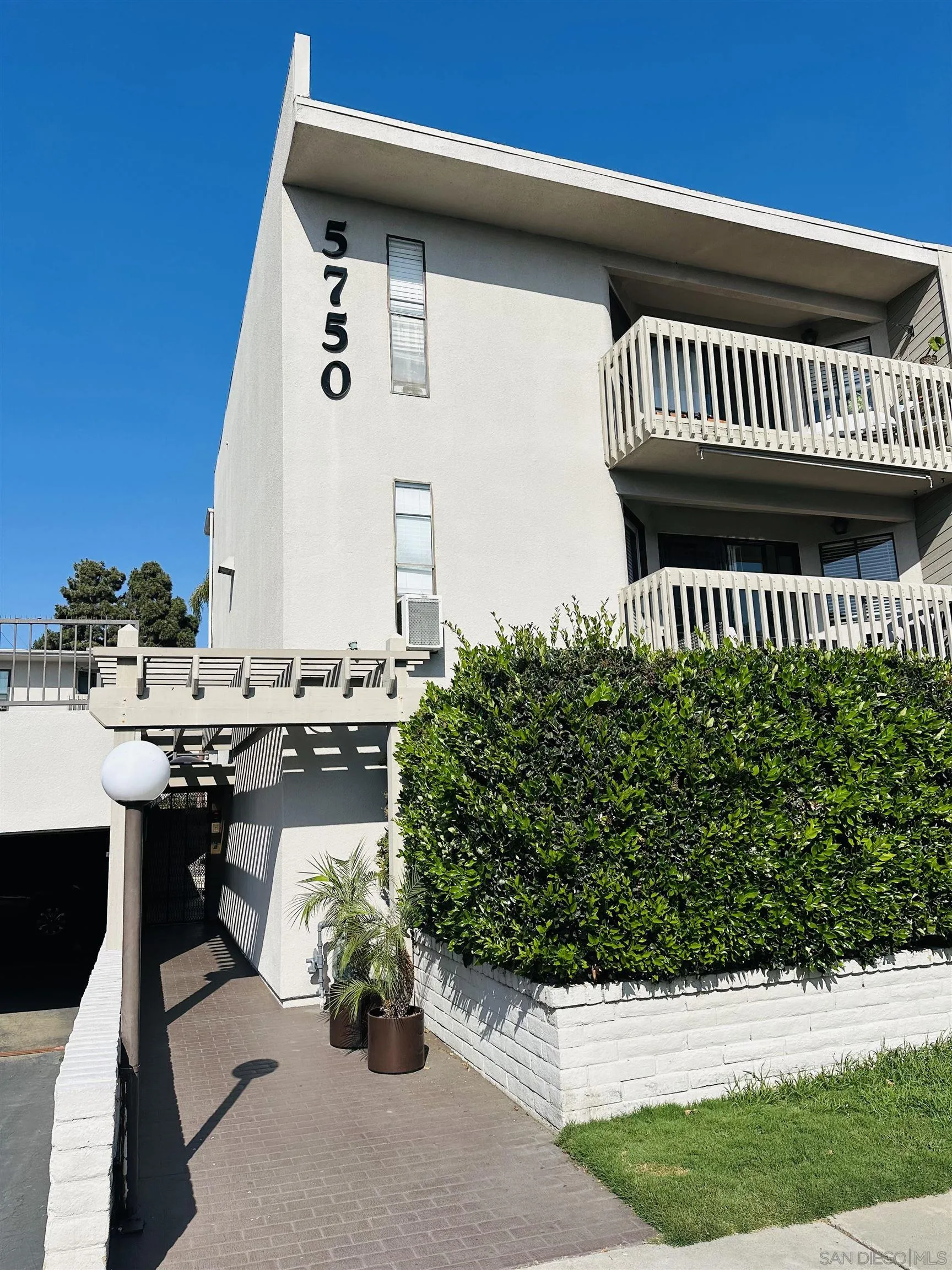 5750 Friars Road Unit 208