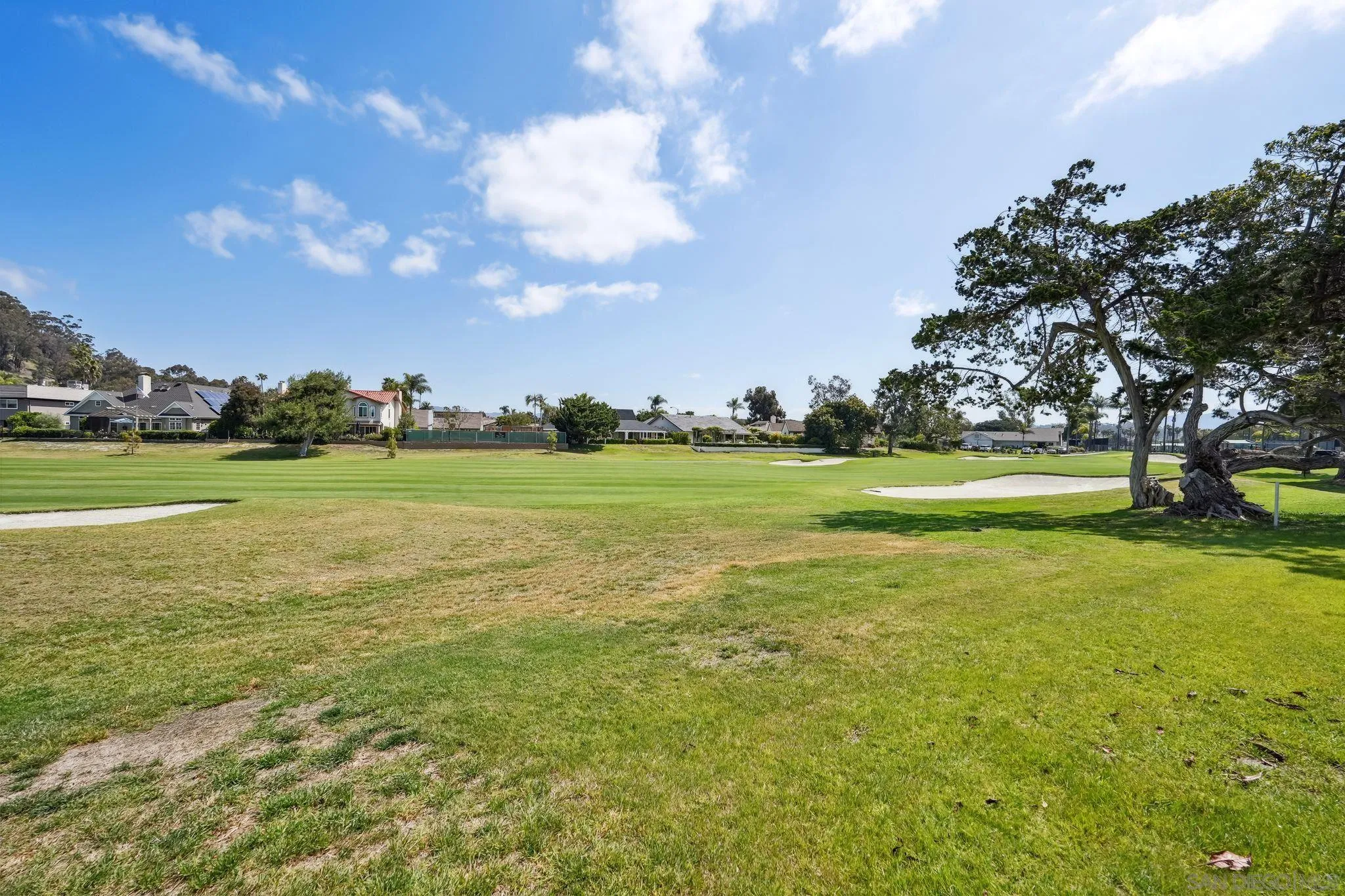 https://cdn.realtyfeed.com/cdn/127/250031897/cec34d426810f40a1bdb6eca12d25435.webp