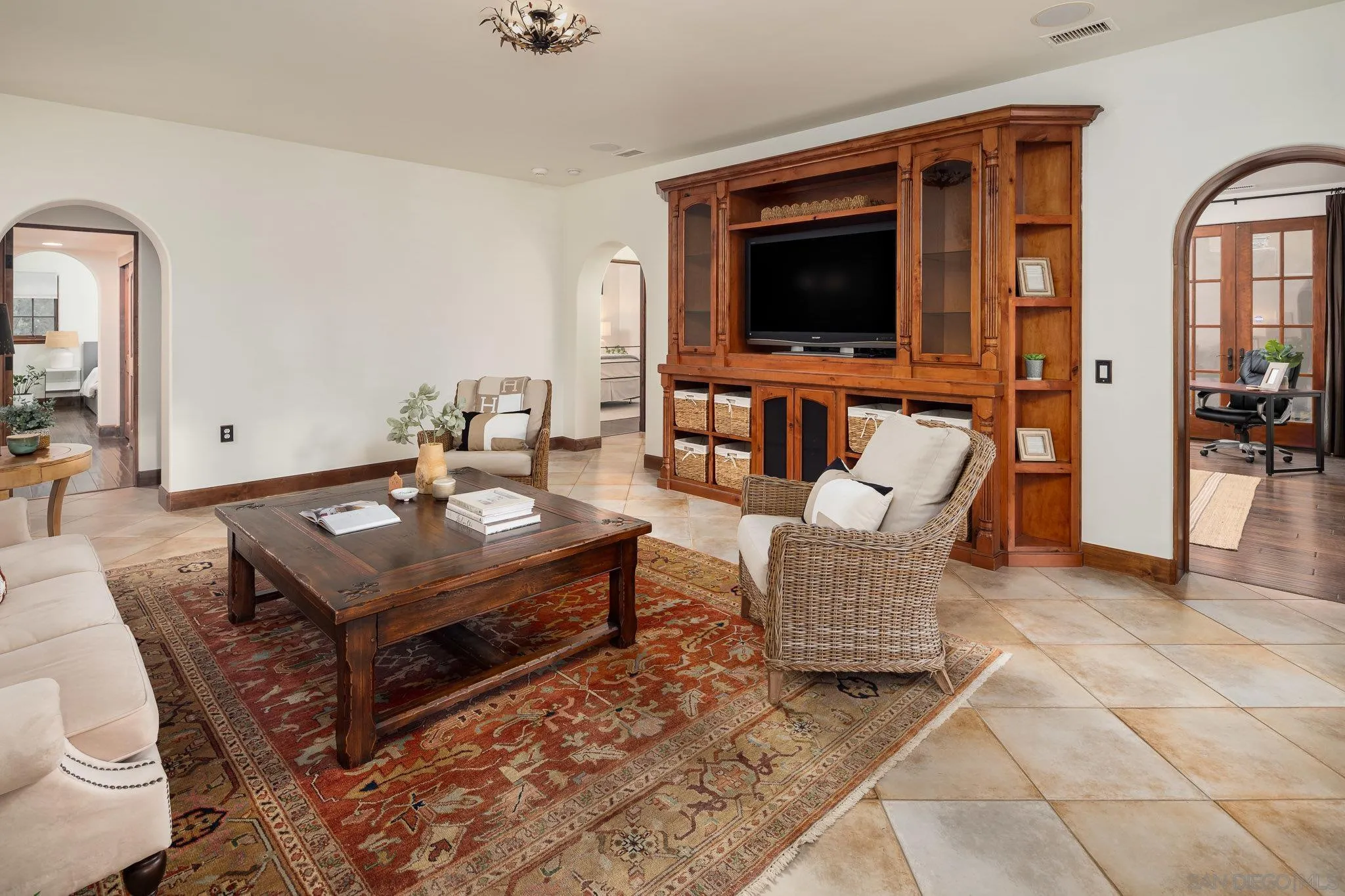 https://cdn.realtyfeed.com/cdn/127/250031915/47aded32d3d68fe0dd6f6d4ee1a07228.webp