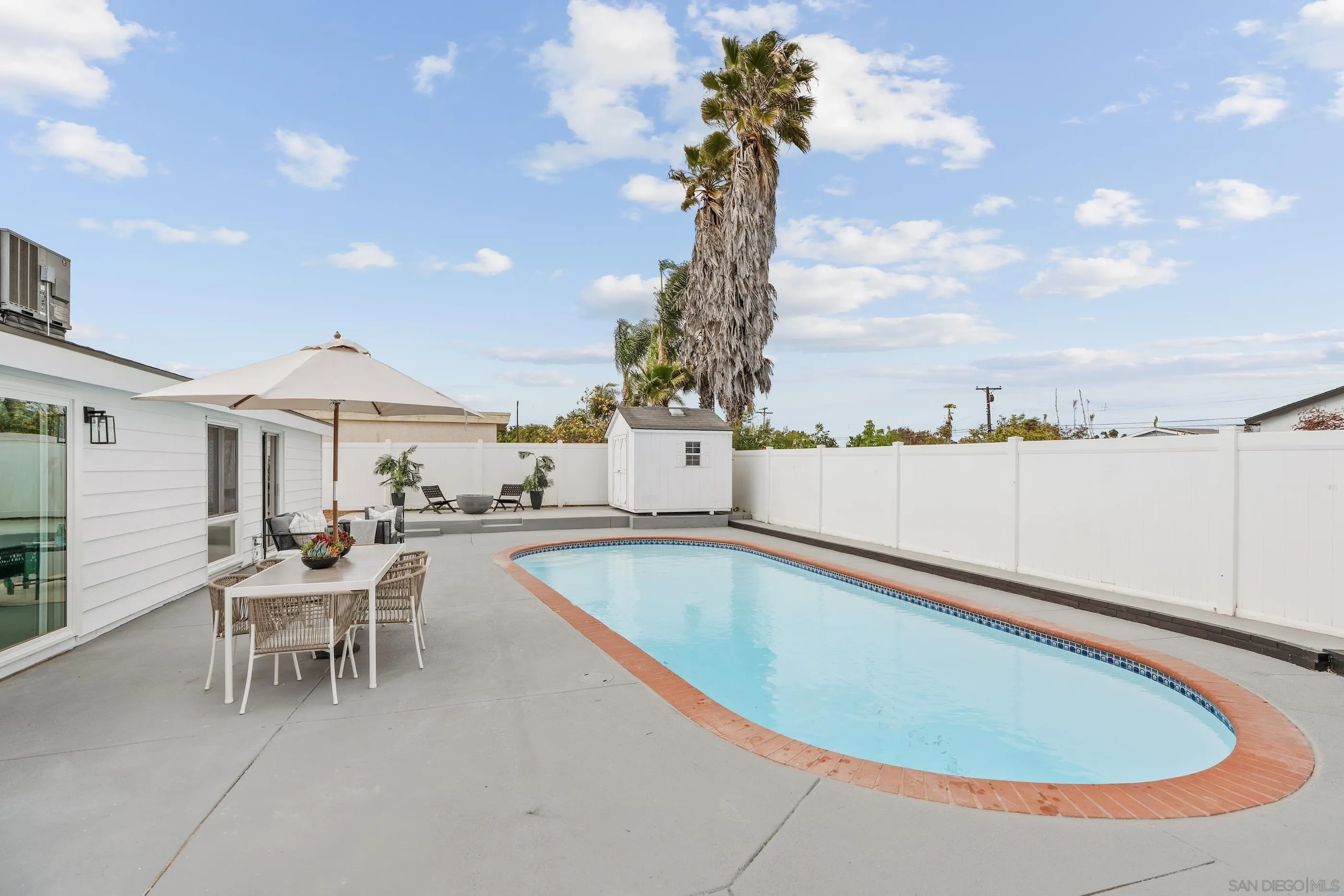 https://cdn.realtyfeed.com/cdn/127/250031924/5fd56e921b803ed15823ba05908e36b5.webp