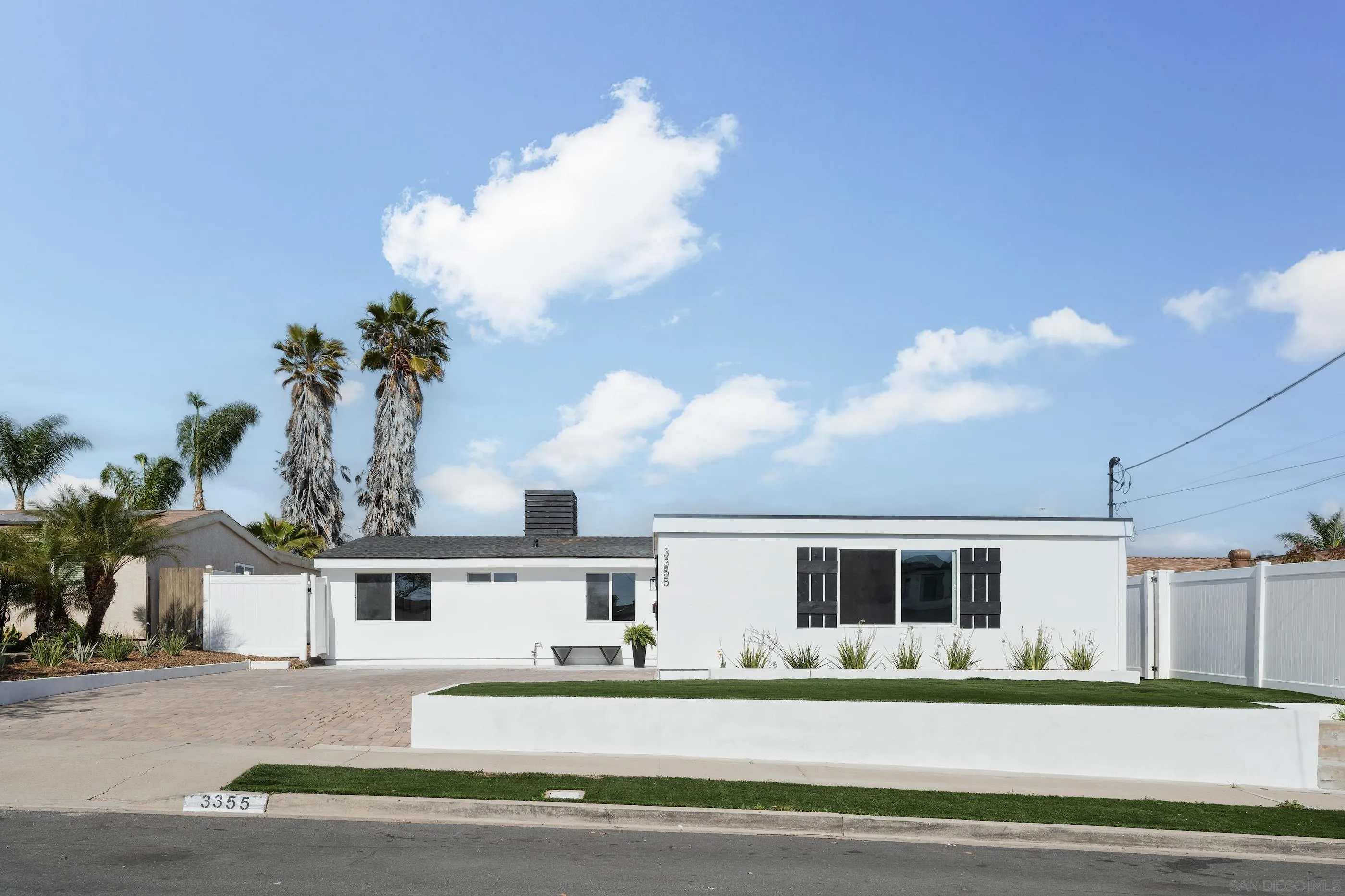 https://cdn.realtyfeed.com/cdn/127/250031924/846a718a6ebabc7673ec32348de991a0.webp