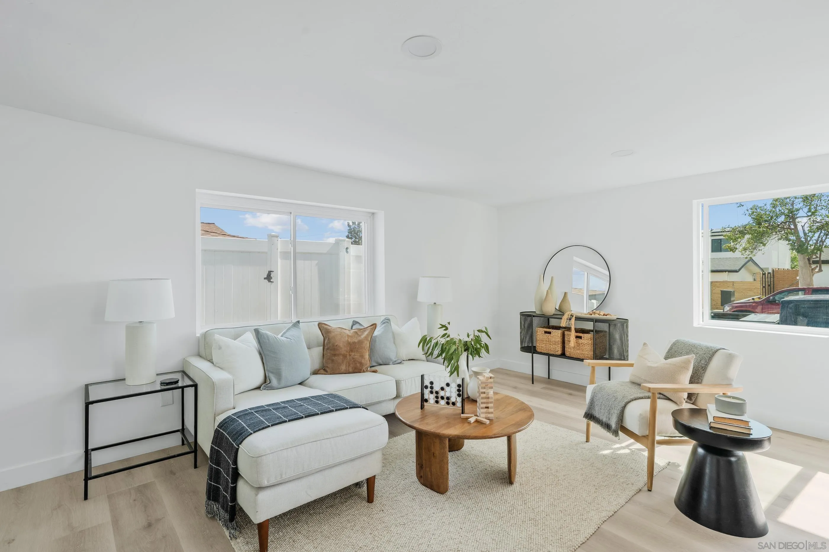 https://cdn.realtyfeed.com/cdn/127/250031924/923cc213da5b0ea45708eb914f95a9c7.webp