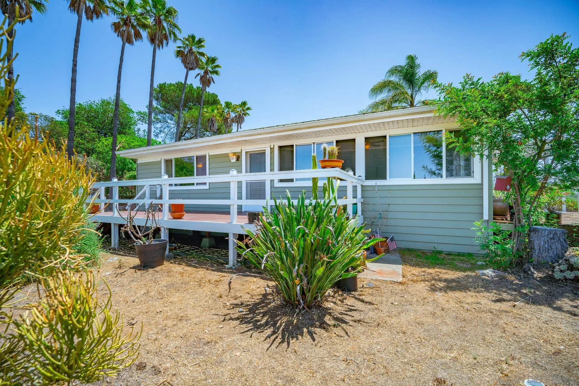 https://cdn.realtyfeed.com/cdn/127/250031927/2afc46871189edfb670f01a6b7a30bf5.webp