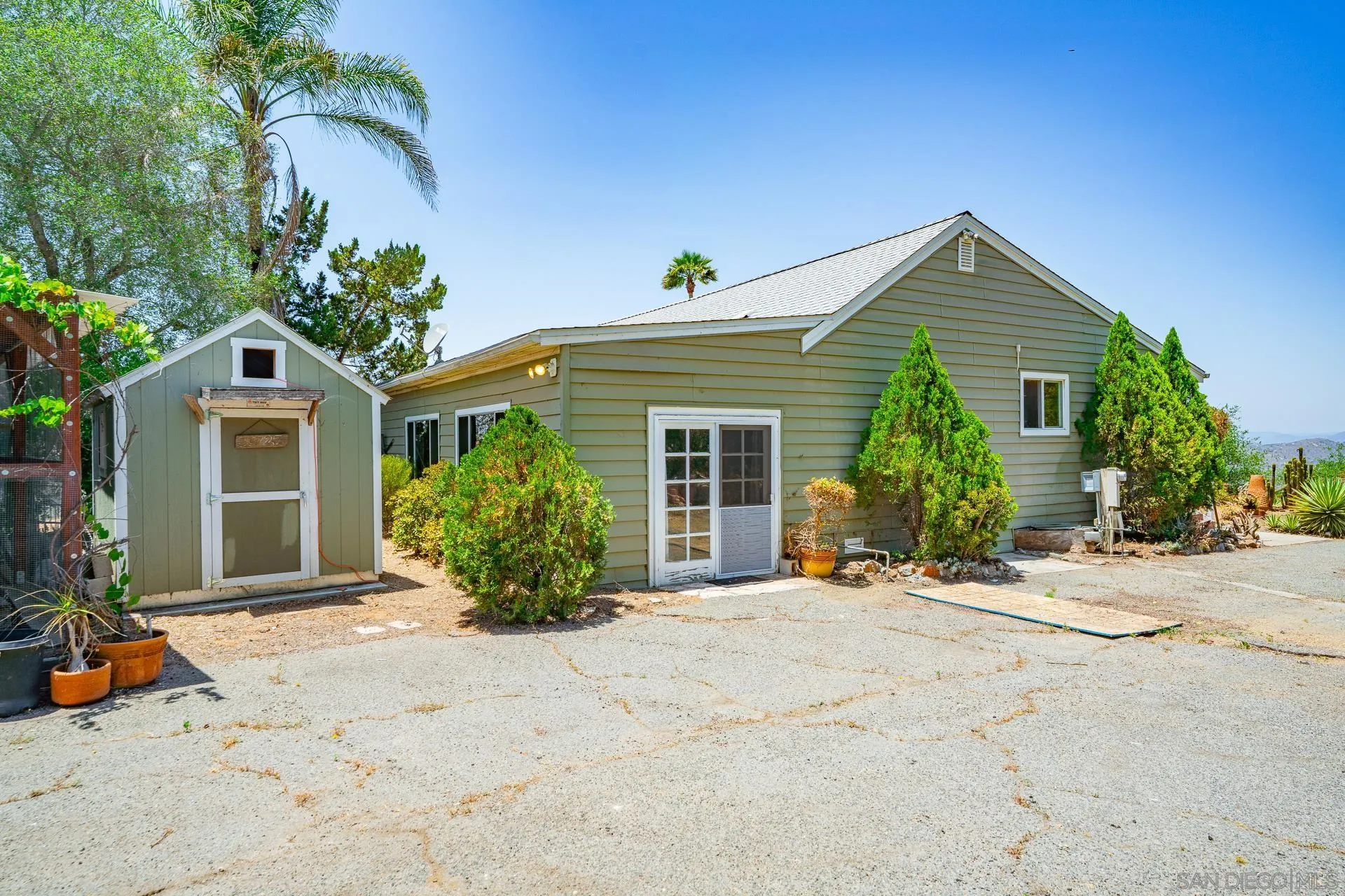 https://cdn.realtyfeed.com/cdn/127/250031927/9867e3dfd4e14c40dfb96f9376dddeb9.webp