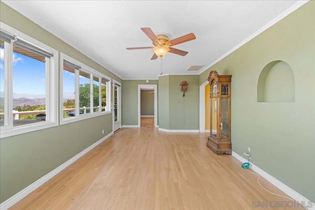 https://cdn.realtyfeed.com/cdn/127/250031927/c22b99c35776a8f6a38761aa73396684.webp