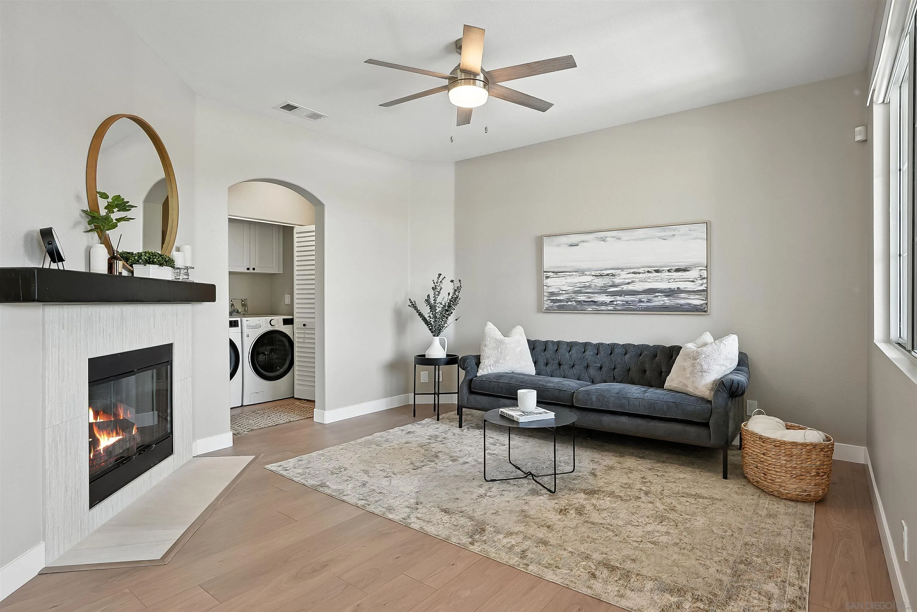 Photo #3: 250031928 Listing 