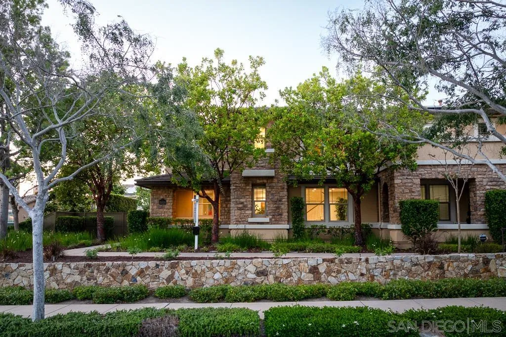 Photo #2: 250031937 Listing 