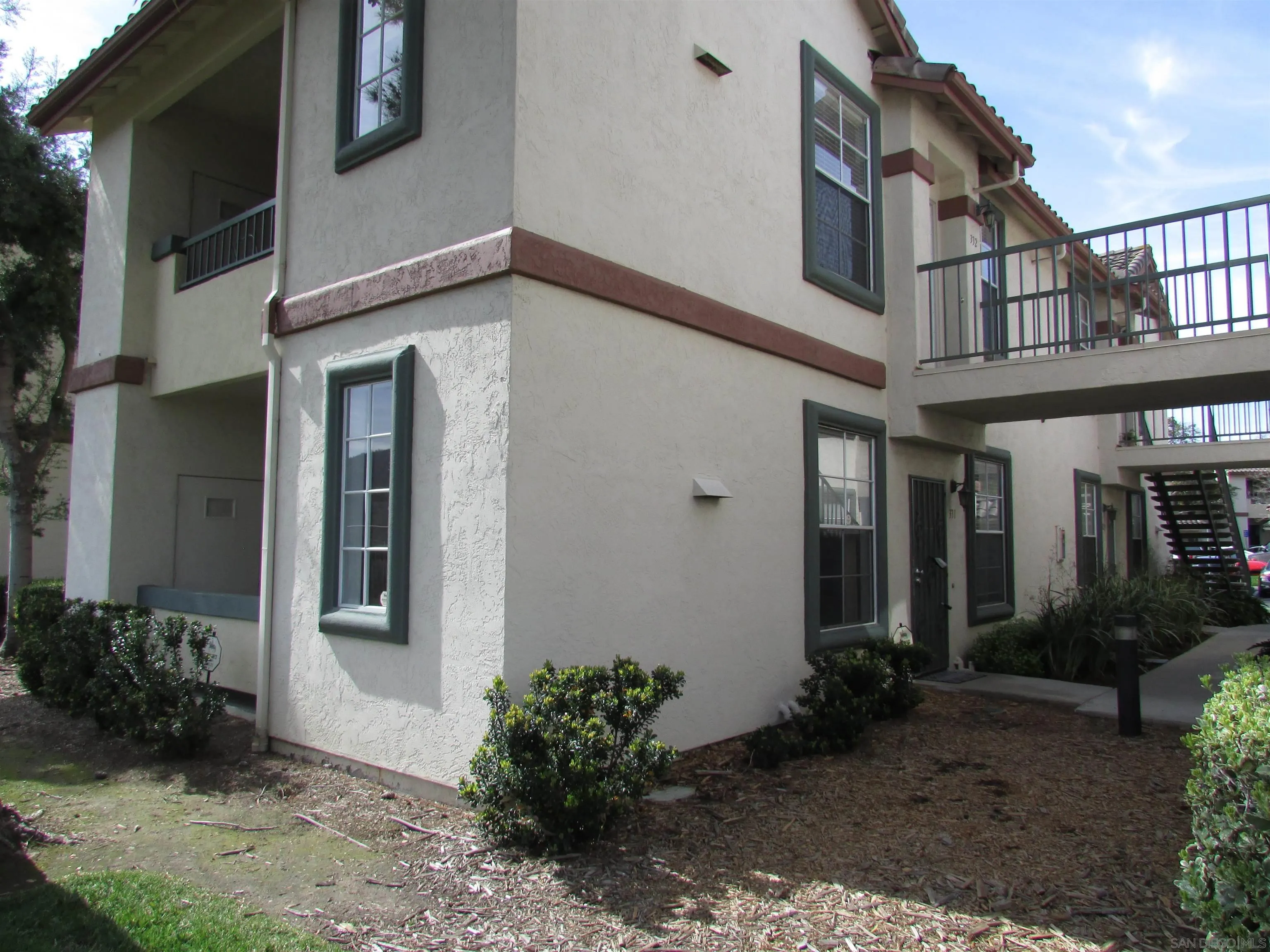 Photo #2: 250031941 Listing 