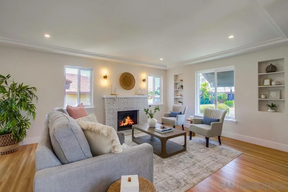 https://cdn.realtyfeed.com/cdn/127/250031951/3db0008d0cdfa40c4b0d6ba2cd3e400c.webp