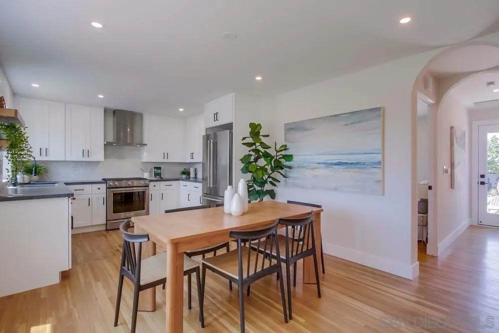 https://cdn.realtyfeed.com/cdn/127/250031951/46f81905d2b725c2dcfd03dbd2df6766.webp
