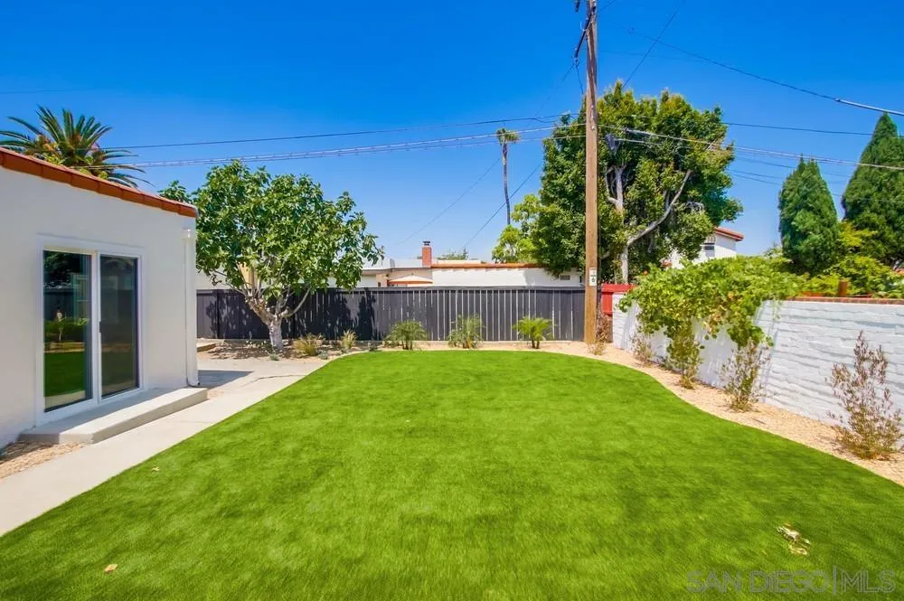 https://cdn.realtyfeed.com/cdn/127/250031951/5c08bcb49f7c754c1f23eae5985f2f31.webp